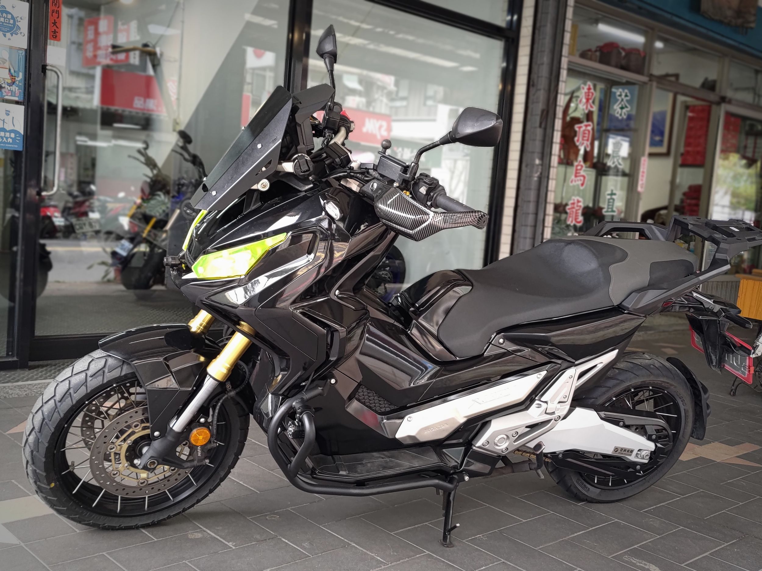 【成蘆進口摩托車】HONDA X-ADV - 「Webike-摩托車市」 X-ADV 750 ABS，車況漂亮只跑29675km