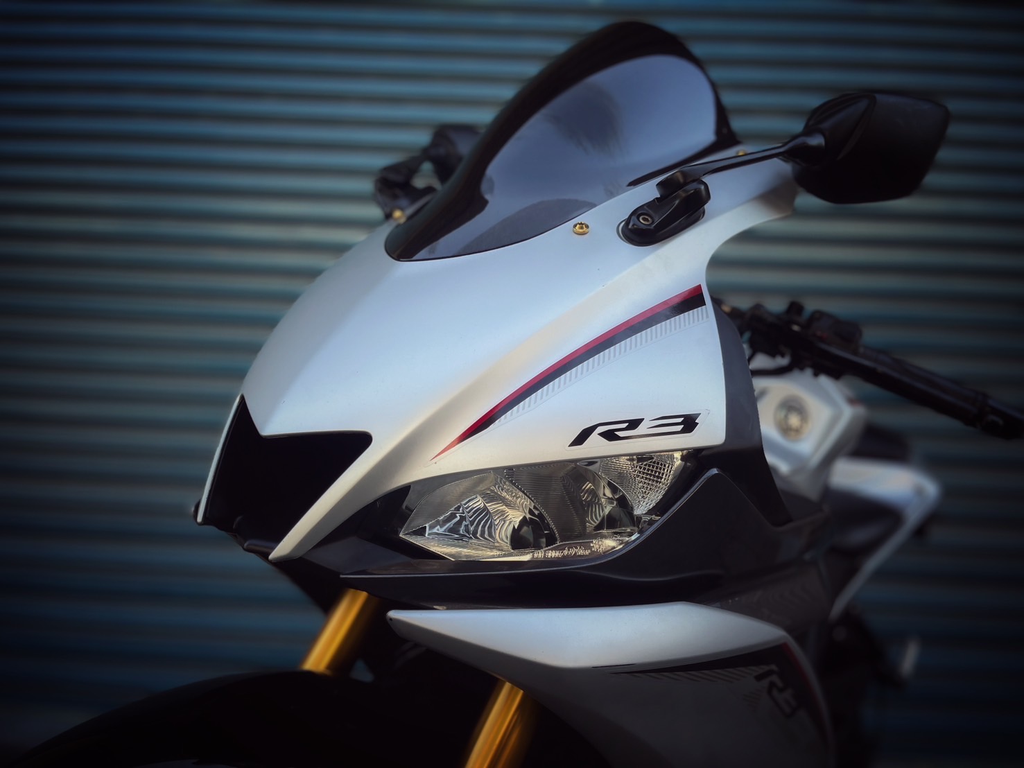 YAMAHA YZF-R3 - 中古/二手車出售中 R3 銀色系 基本改裝 無摔車無事故 小資族二手重機買賣 | 小資族二手重機買賣