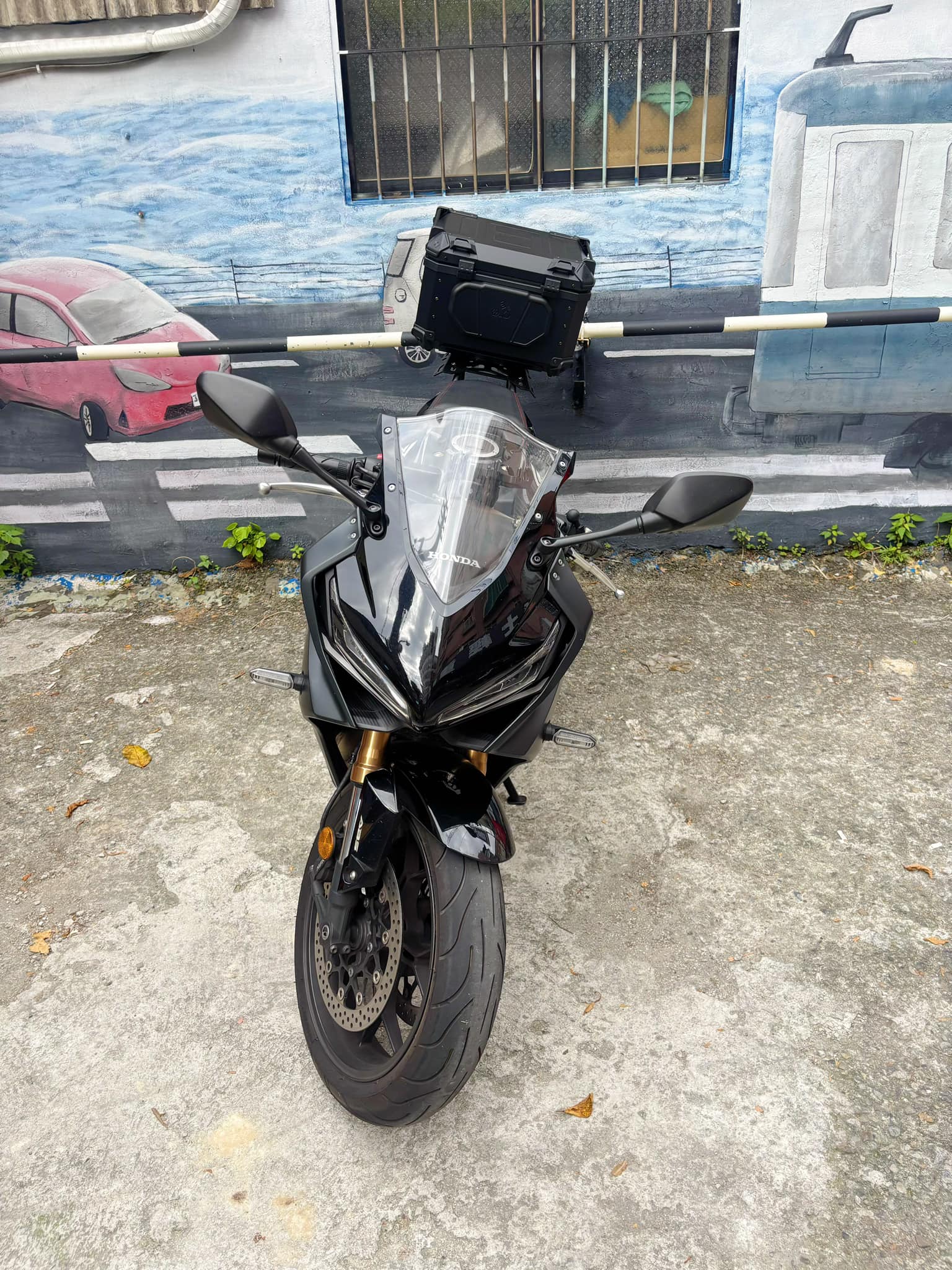 HONDA CBR650R - 中古/二手車出售中 HONDA CBR650R 台本車 | 個人自售