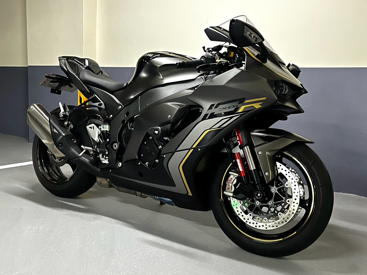 【重車銷售職人-宇軒 (敏傑)】KAWASAKI NINJA ZX-10R - 「Webike-摩托車市」 代友PO Kawasaki ZX-10R 2023 公司車 極低里程 1095 KM 原廠保固內