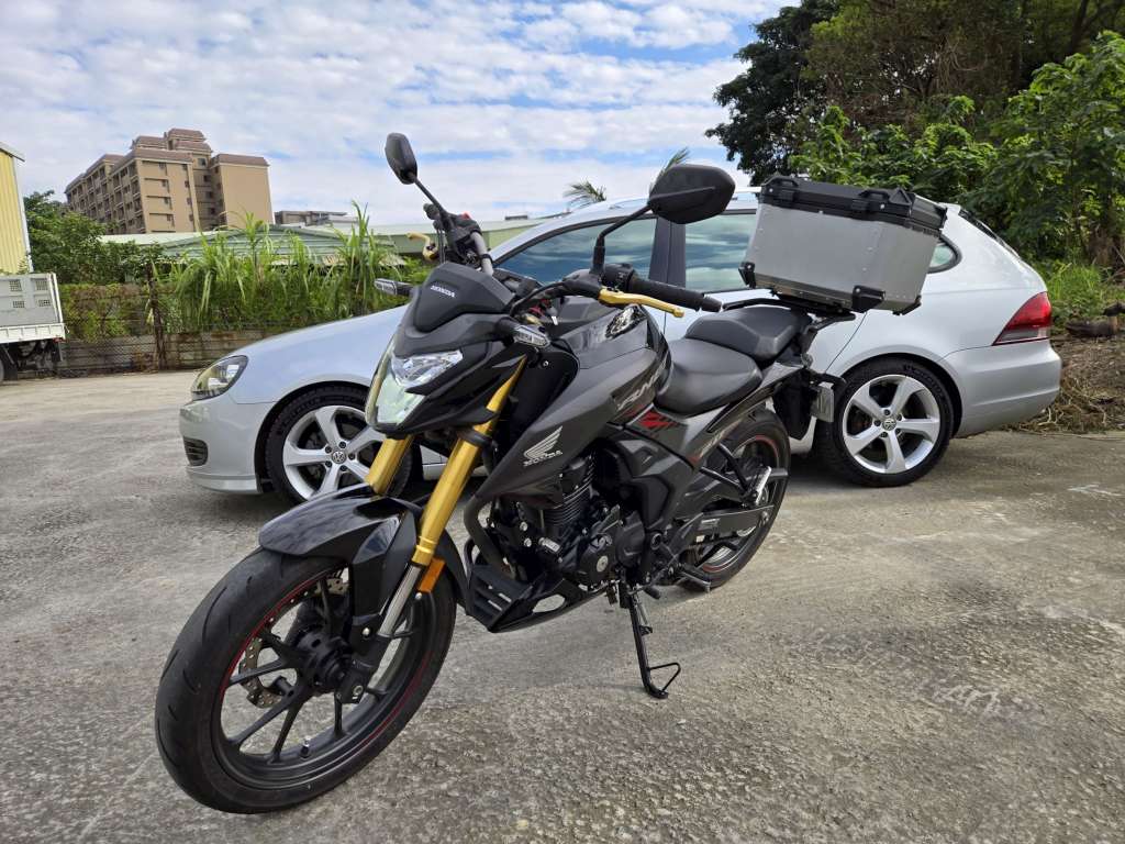 HONDA HORNET2.0 - 中古/二手車出售中 [出售] 2020年 HONDA HORNET 2.0 | 老爹重機