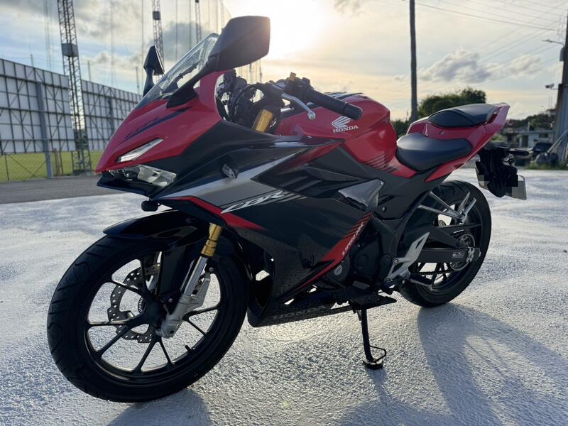 HONDA CBR150R - 中古/二手車出售中 HONDA CBR150R 2021年 低里程數 可貸款 高雄 | 個人自售