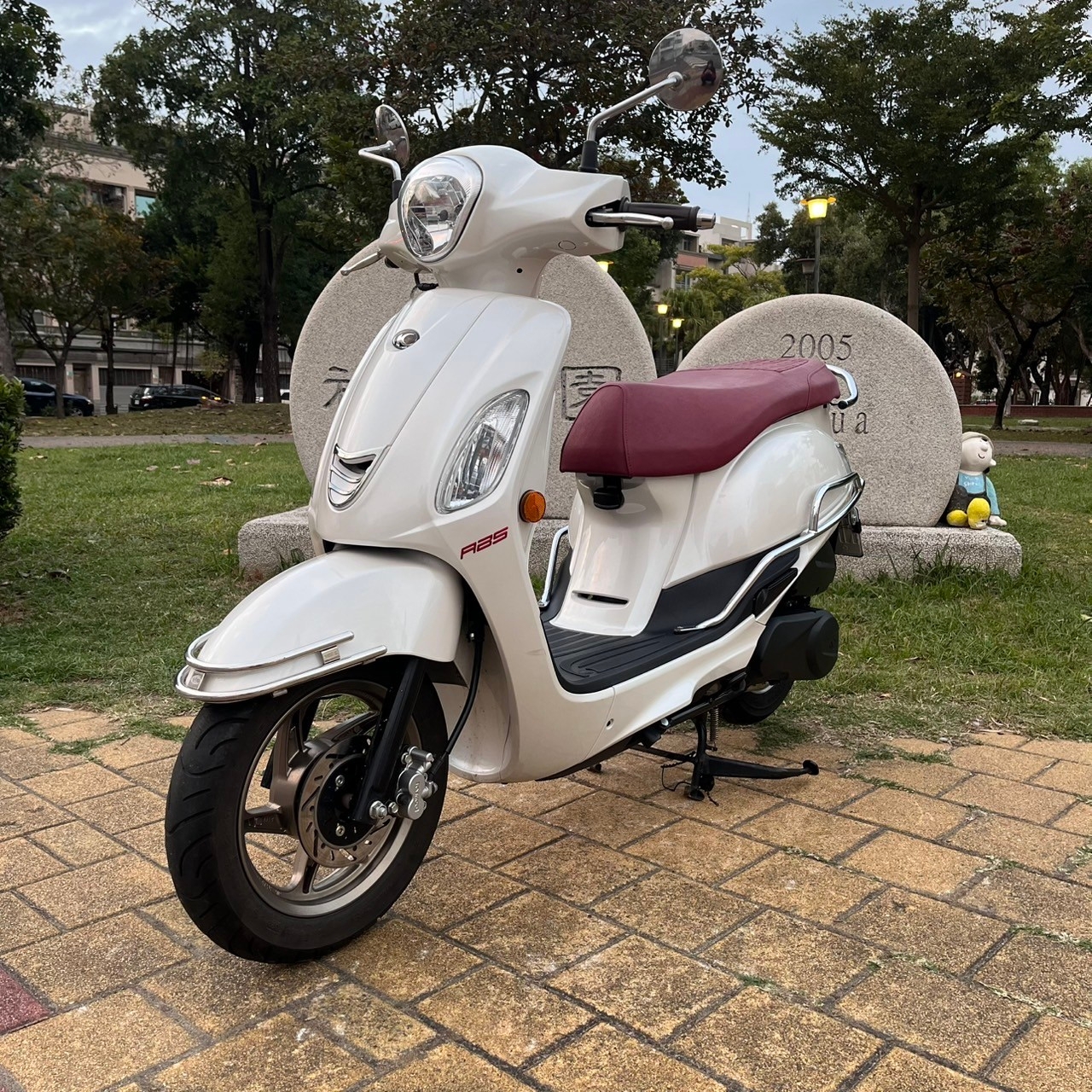 【貳輪嶼中古機車專賣-台南店】光陽 LIKE 125 - 「Webike-摩托車市」 2022 光陽 LIKE 125 ABS #3811 