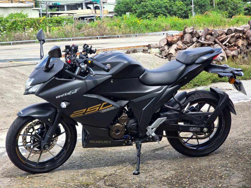 SUZUKI GIXXER 250 SF - 中古/二手車出售中 [出售] 2022年 鈴木 SUZUKI GIXXER SF250 ABS | 老爹重機