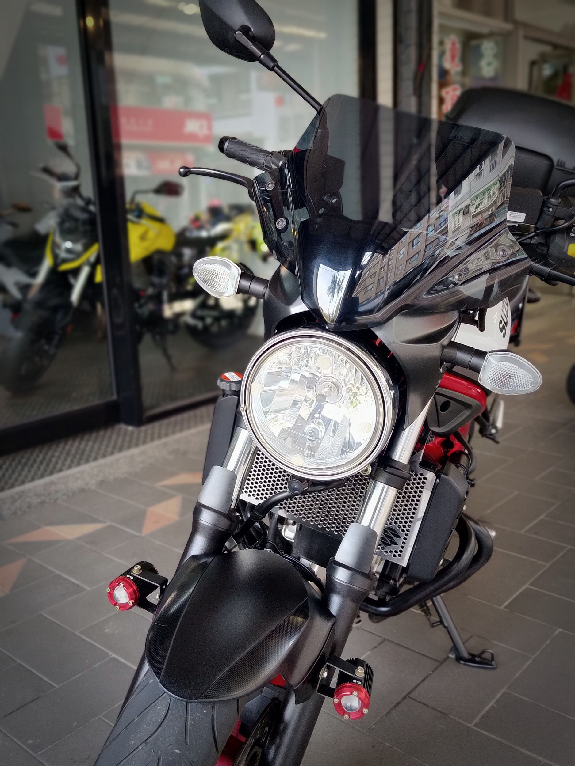 SUZUKI SV650 - 中古/二手車出售中 SV650 ABS 總代理，原漆如新只跑9060km | 成蘆進口摩托車