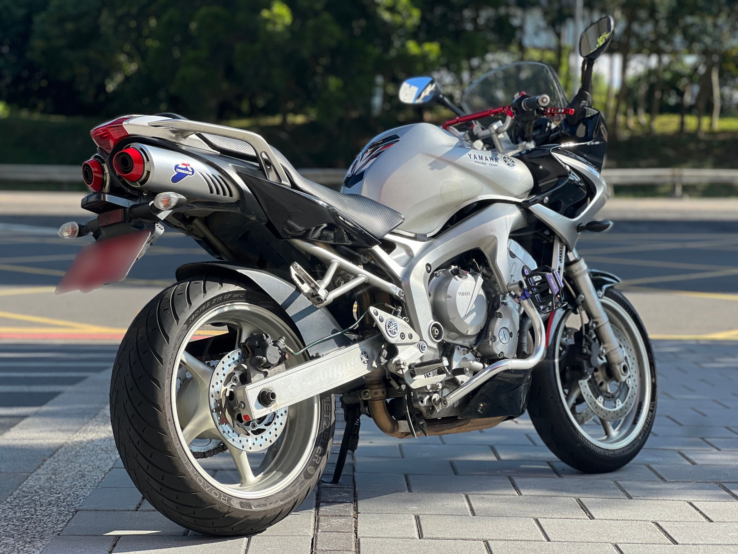 YAMAHA FZ6 - 中古/二手車出售中 2004年 YAMAHA FZ6/0元交車/分期貸款/車換車/線上賞車/到府交車 | 翊帆國際重車