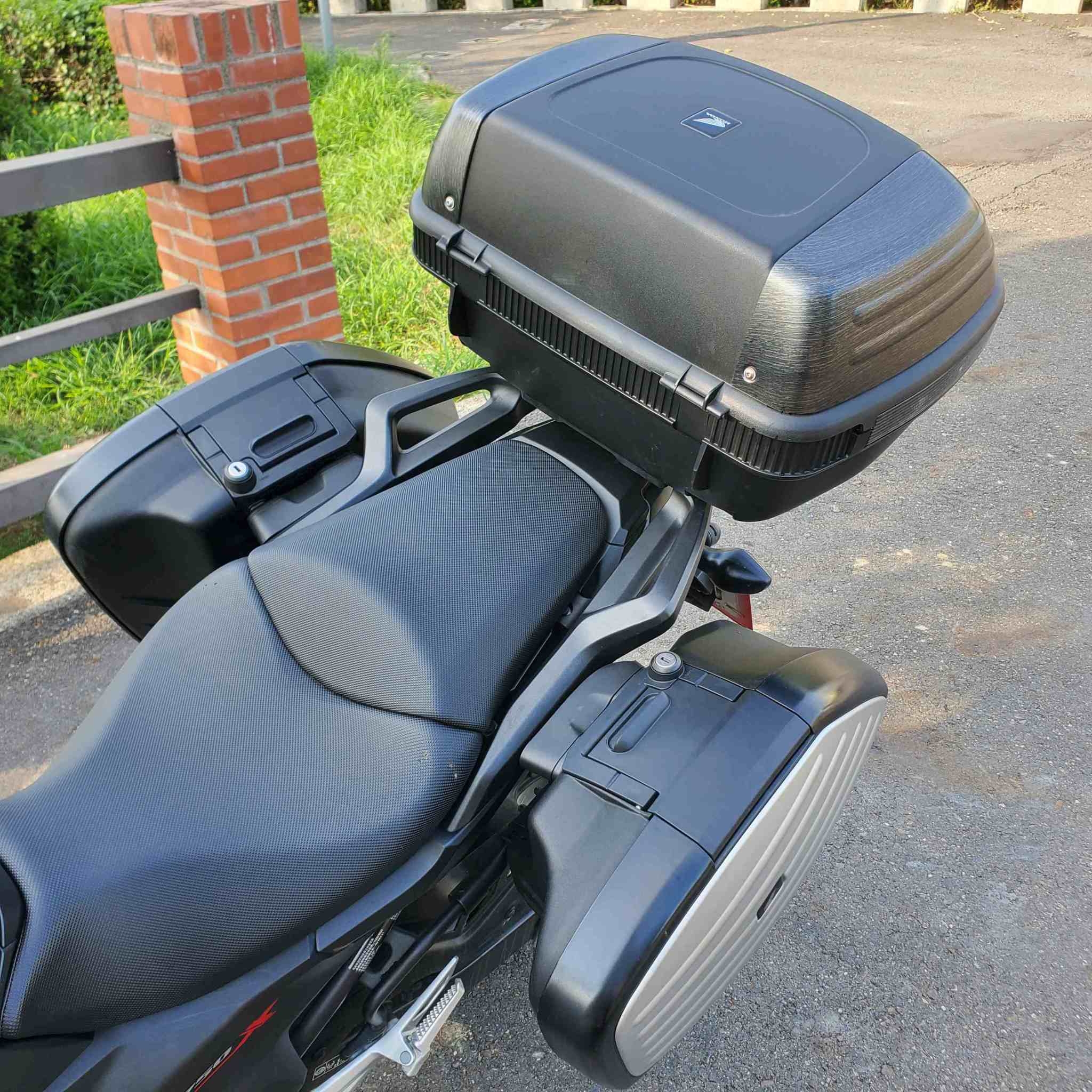 HONDA NC750X - 中古/二手車出售中  售 HONDA NC750X ABS 自排 免打檔 有三箱 NC750 多置物空間 | 飛翔國際