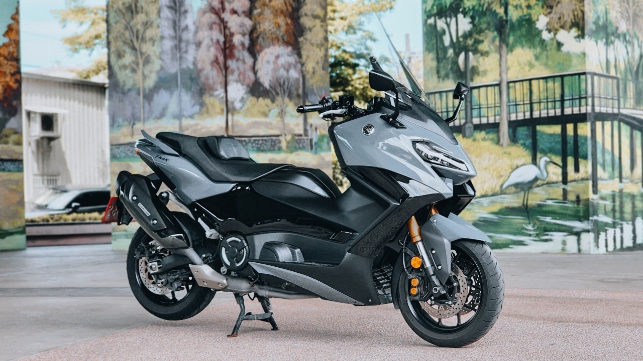 【個人自售】YAMAHA TMAX560 - 「Webike-摩托車市」 2022 YAMAHA TMAX 560 MAX 頂規版 低里程 車況優