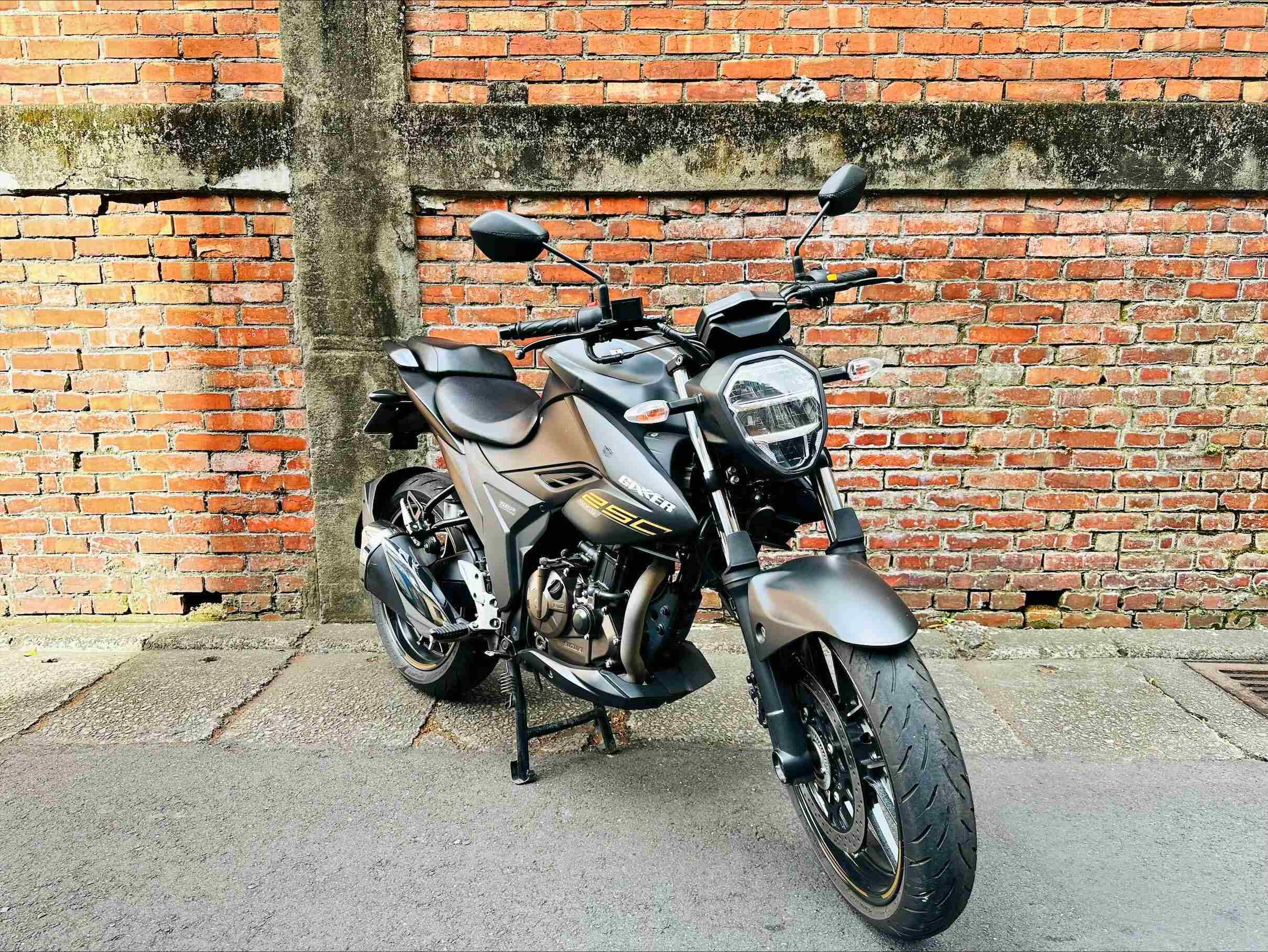 【輪泰車業】SUZUKI GIXXER 250 - 「Webike-摩托車市」 SUZUKI GIXXER250 2022領 小阿魯250 輕擋車