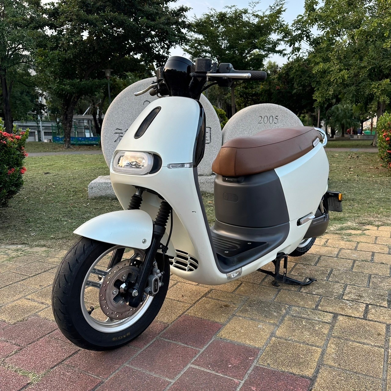 【貳輪嶼中古機車專賣-台南店】Gogoro Gogoro 2 Delight - 「Webike-摩托車市」 2019 GOGORO 2 DELIGHT #3230 現況販售