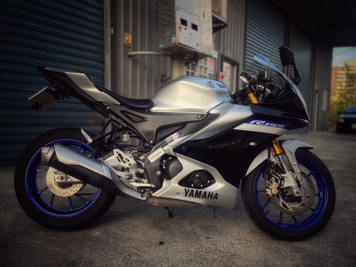 YAMAHA YZF-R15 - 中古/二手車出售中 R15v4M 一手車 基本改裝 無摔車無事故 小資族二手重機買賣 | 小資族二手重機買賣