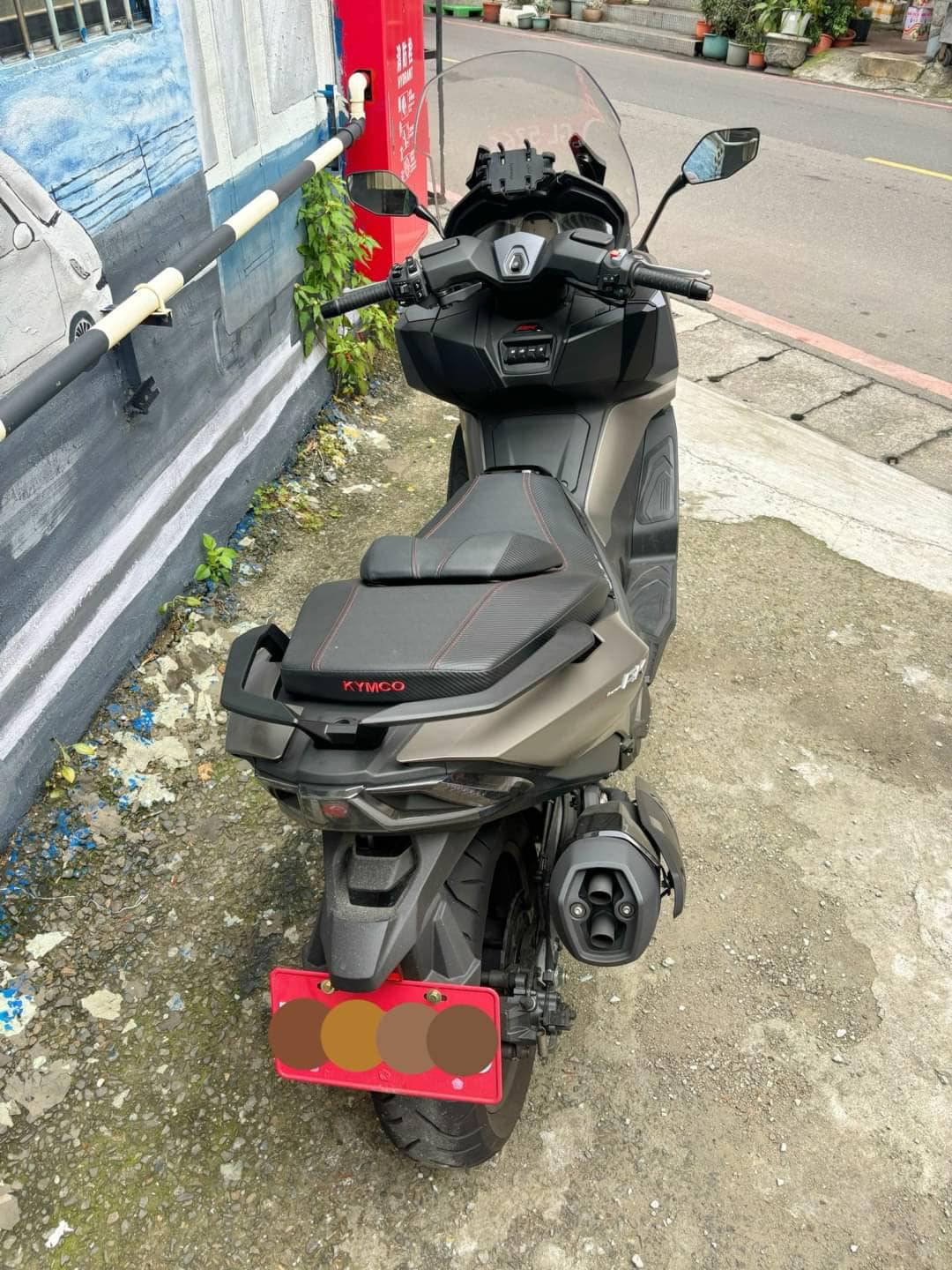 光陽 AK 550 - 中古/二手車出售中 光陽 AK550 AK2 | 個人自售