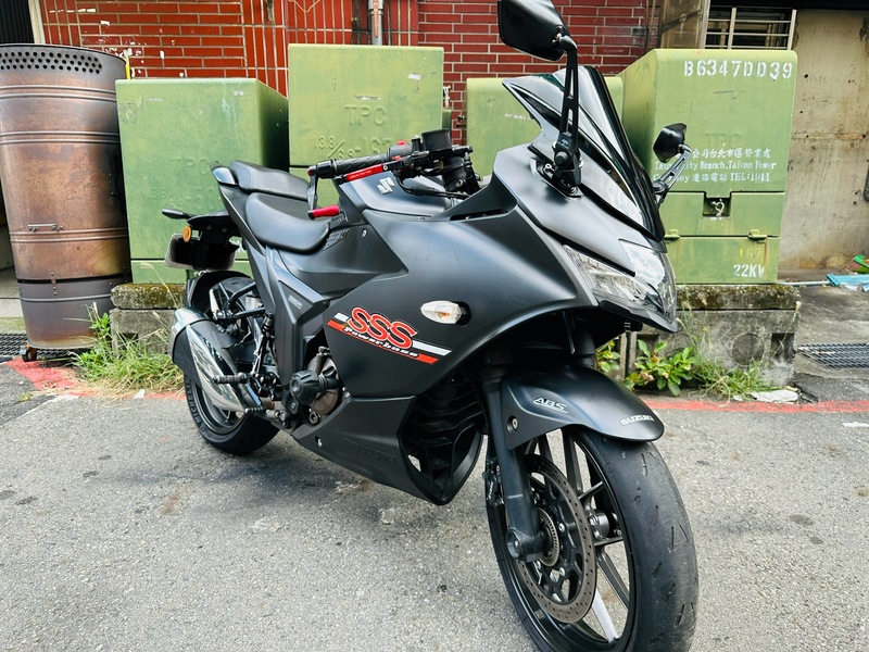 SUZUKI GIXXER 250 SF - 中古/二手車出售中 SUZUKI GIXXER SF250 阿魯250 輕擋車 仿賽 | 輪泰車業