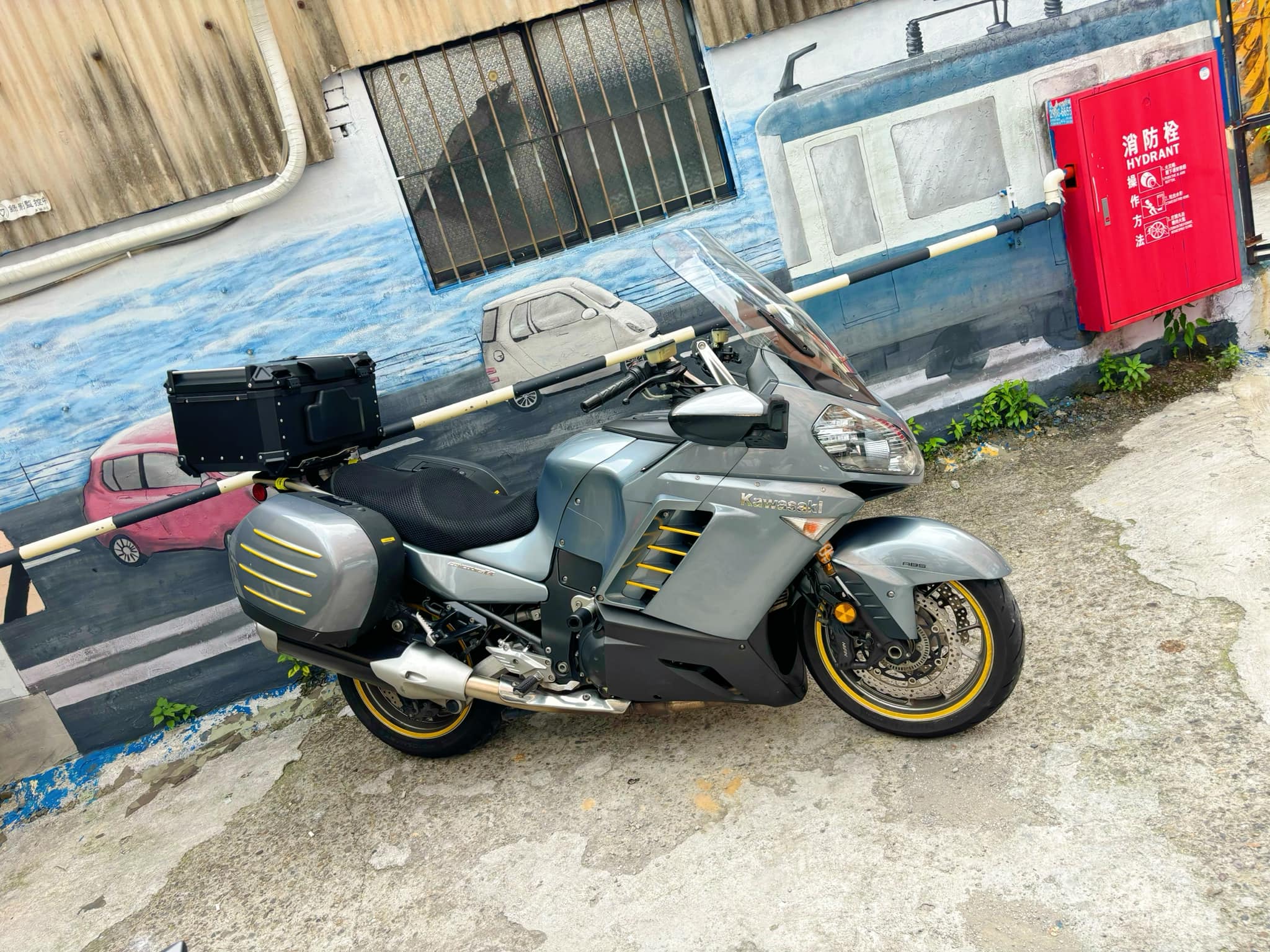 KAWASAKI CONCOURS 14 (1400GTR) - 中古/二手車出售中 KAWASAKI GTR1400 | 個人自售