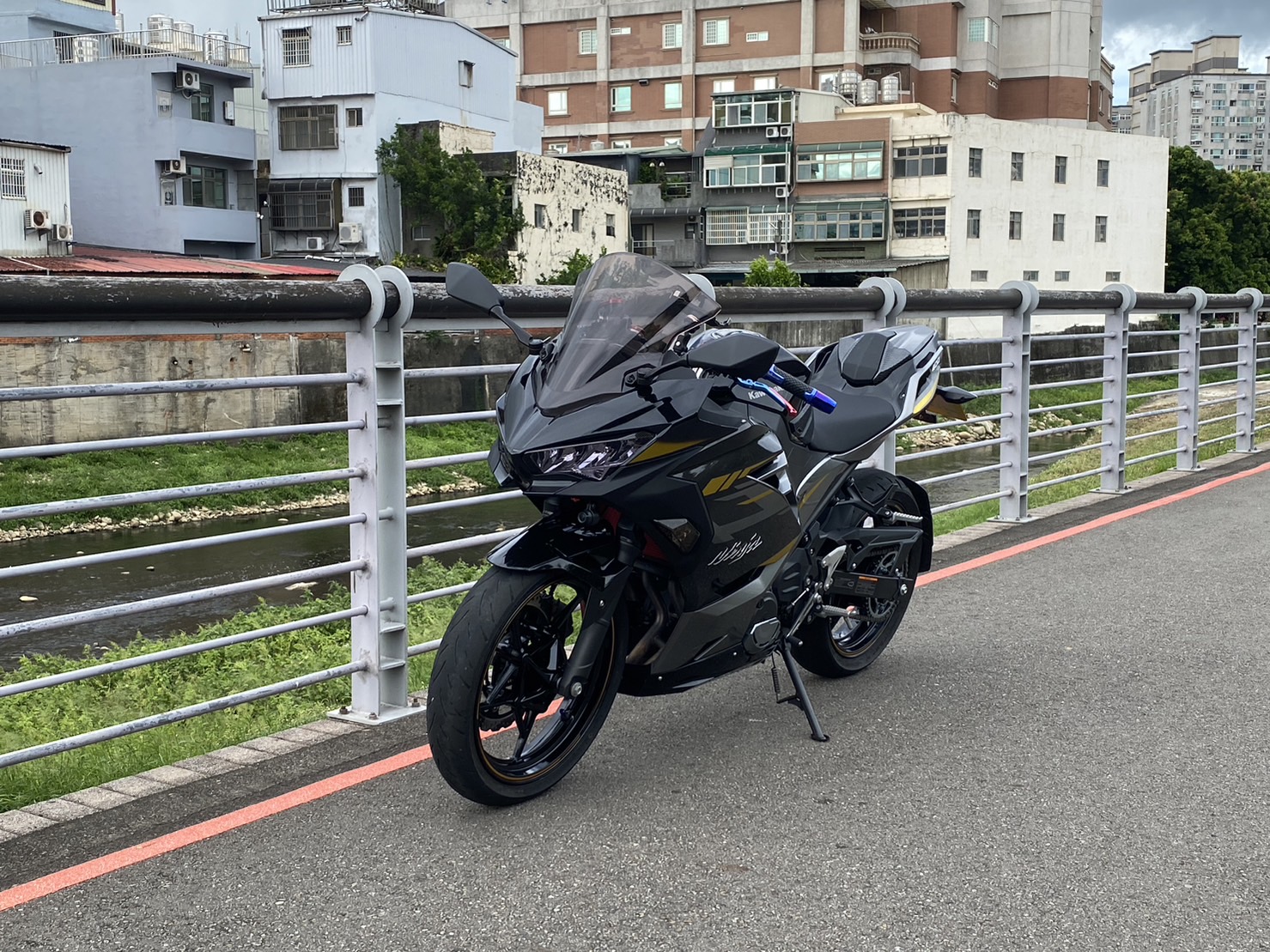 【Ike 孝森豪重機】KAWASAKI NINJA400 - 「Webike-摩托車市」 2021 Kawasaki Ninja400（2022樣式）  