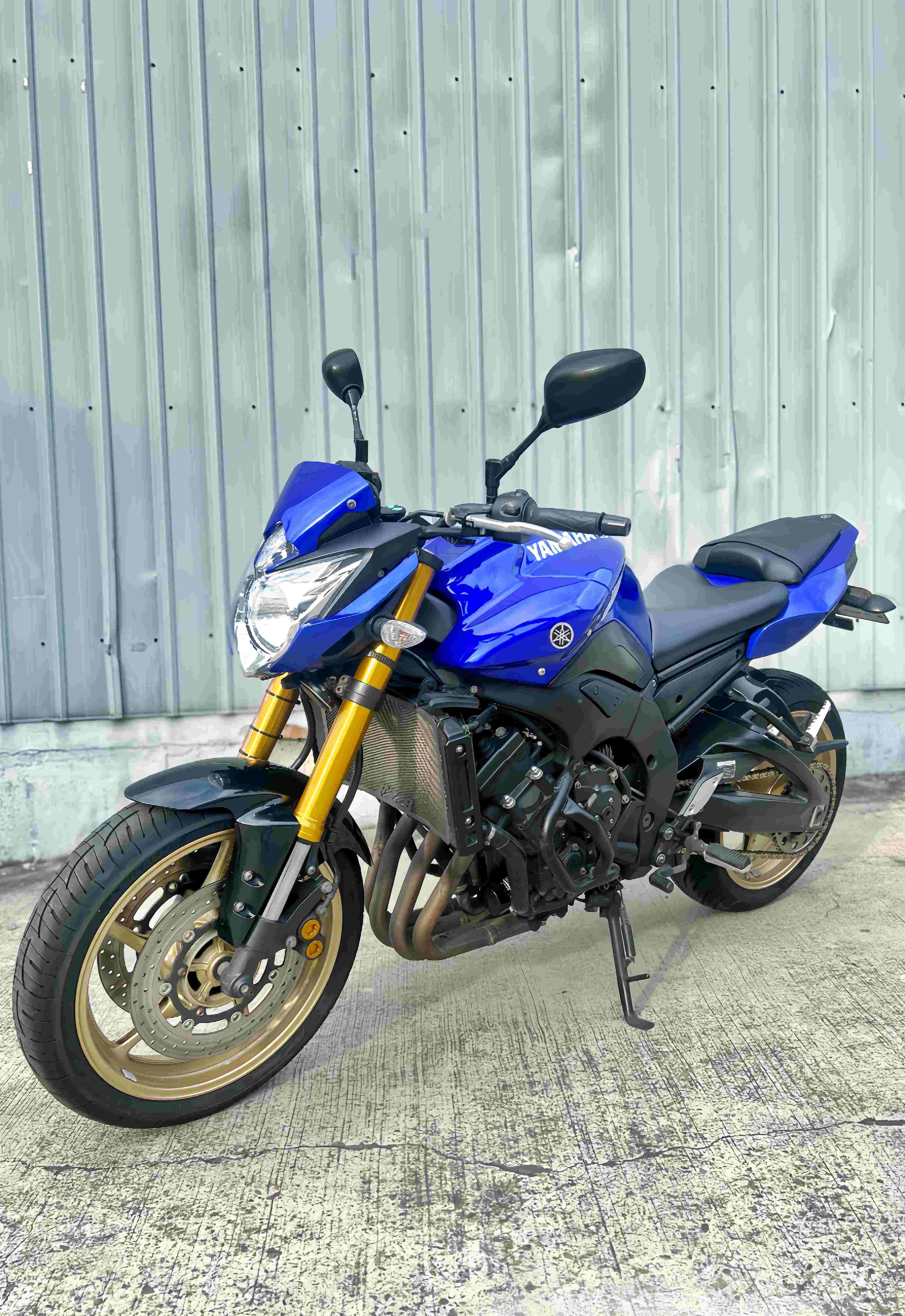 YAMAHA FZ8 (FZ8N) - 中古/二手車出售中 2012年 FZ8N 吉村排氣管 多樣改裝 白牌價格 輕鬆擁有紅牌 | 阿宏大型重機買賣