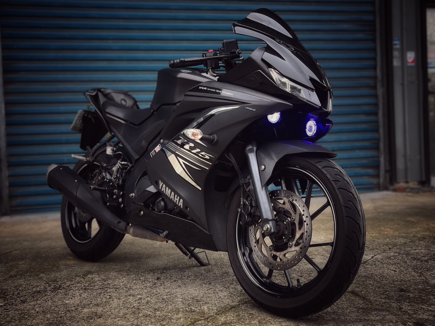 YAMAHA YZF-R15 - 中古/二手車出售中 R15v3 ABS 魚眼霧燈 基本改裝 小資族二手重機買賣 | 小資族二手重機買賣