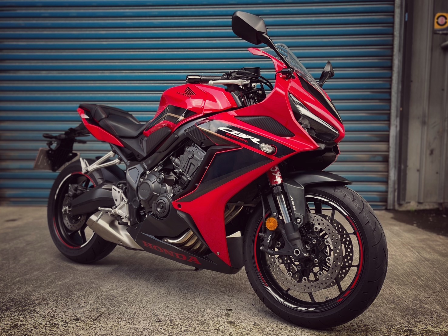 HONDA CBR650R - 中古/二手車出售中 CBR650R 原廠保固 一手車 無摔車無事故 小資族二手重機買賣 | 小資族二手重機買賣