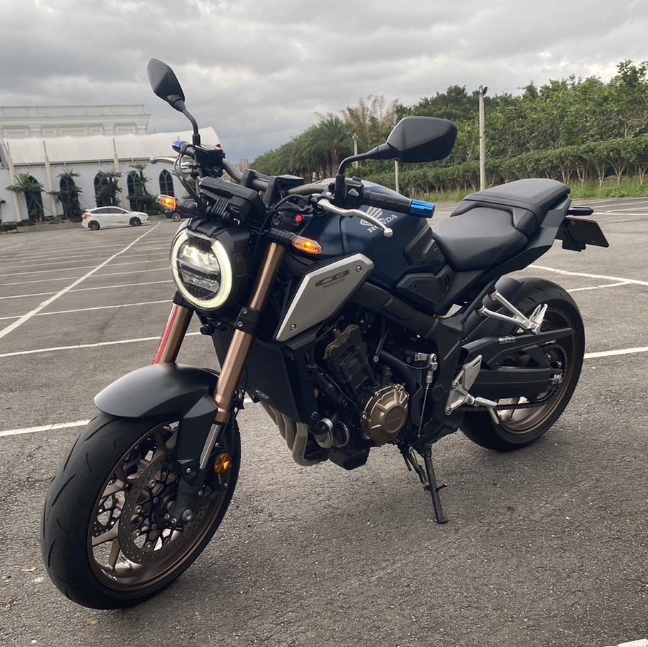 HONDA CB650R - 中古/二手車出售中 2022 牛仔藍 里程僅1萬 | 勁速重車