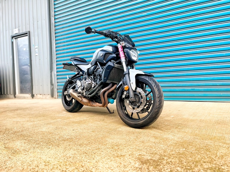 YAMAHA MT-07 - 中古/二手車出售中 白色系 里程保證 無事故 小資族二手重機買賣 | 小資族二手重機買賣