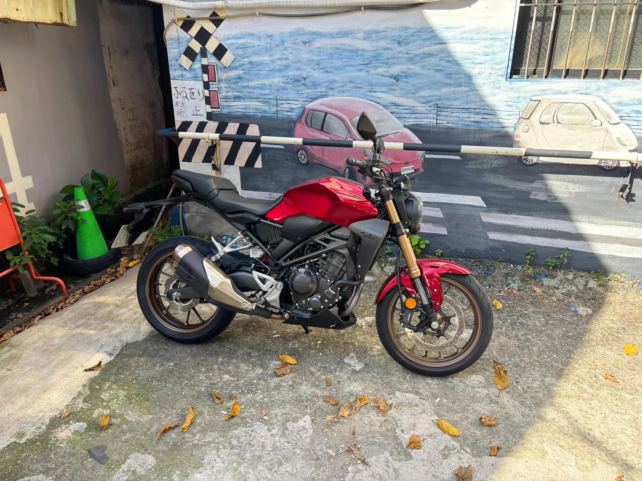 【個人自售】HONDA CB300R - 「Webike-摩托車市」 HONDA CB300R 有擋顯/滑離 台本車