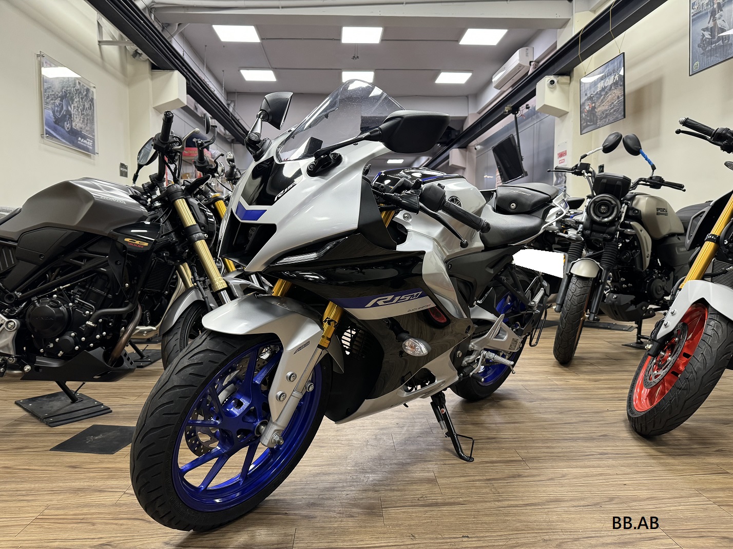 YAMAHA R15M - 中古/二手車出售中 【新竹長龍車業】YAMAHA 山葉 R15M 公司車 | 新竹長龍車業行