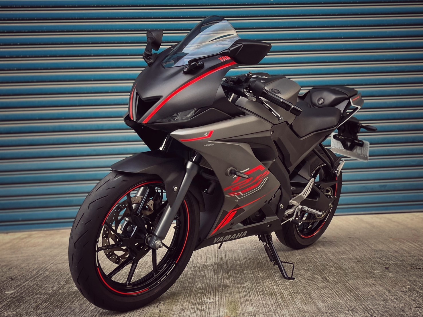 YAMAHA YZF-R15 - 中古/二手車出售中 ABS版 全段排氣管 鬼面車罩 小資族二手重機買賣 | 小資族二手重機買賣