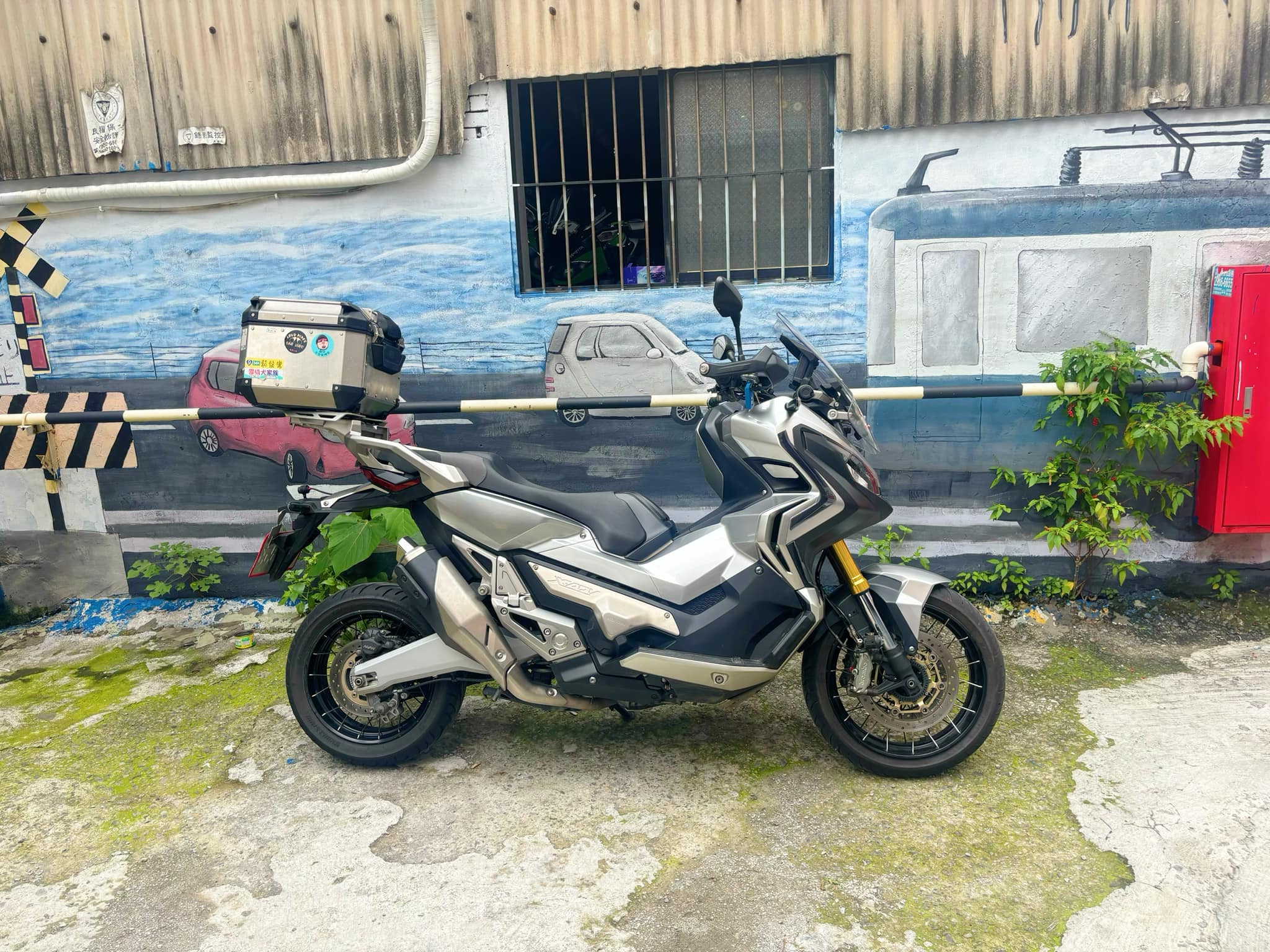 HONDA X-ADV - 中古/二手車出售中 HONDA XADV750 台本車 | 個人自售