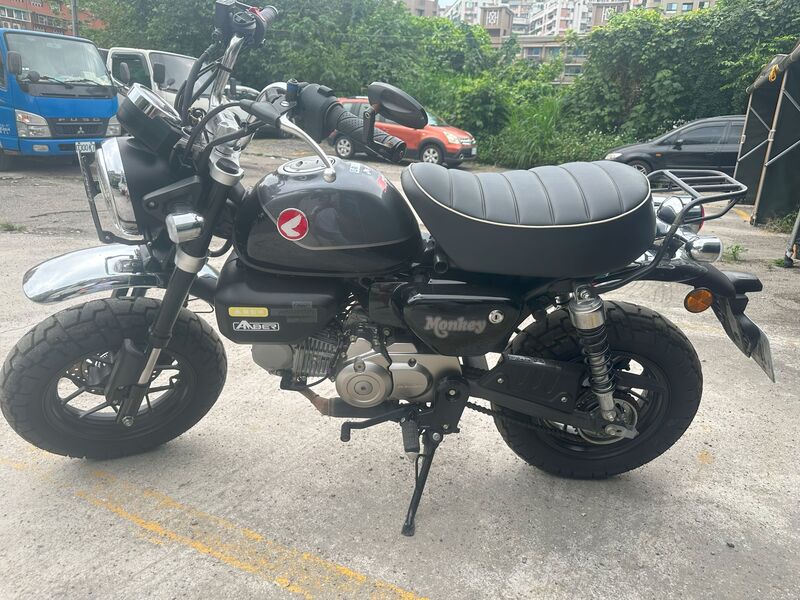 HONDA Monkey 125 - 中古/二手車出售中 honda Monkey125cc 台本公司貨五擋黑猴 | 個人自售