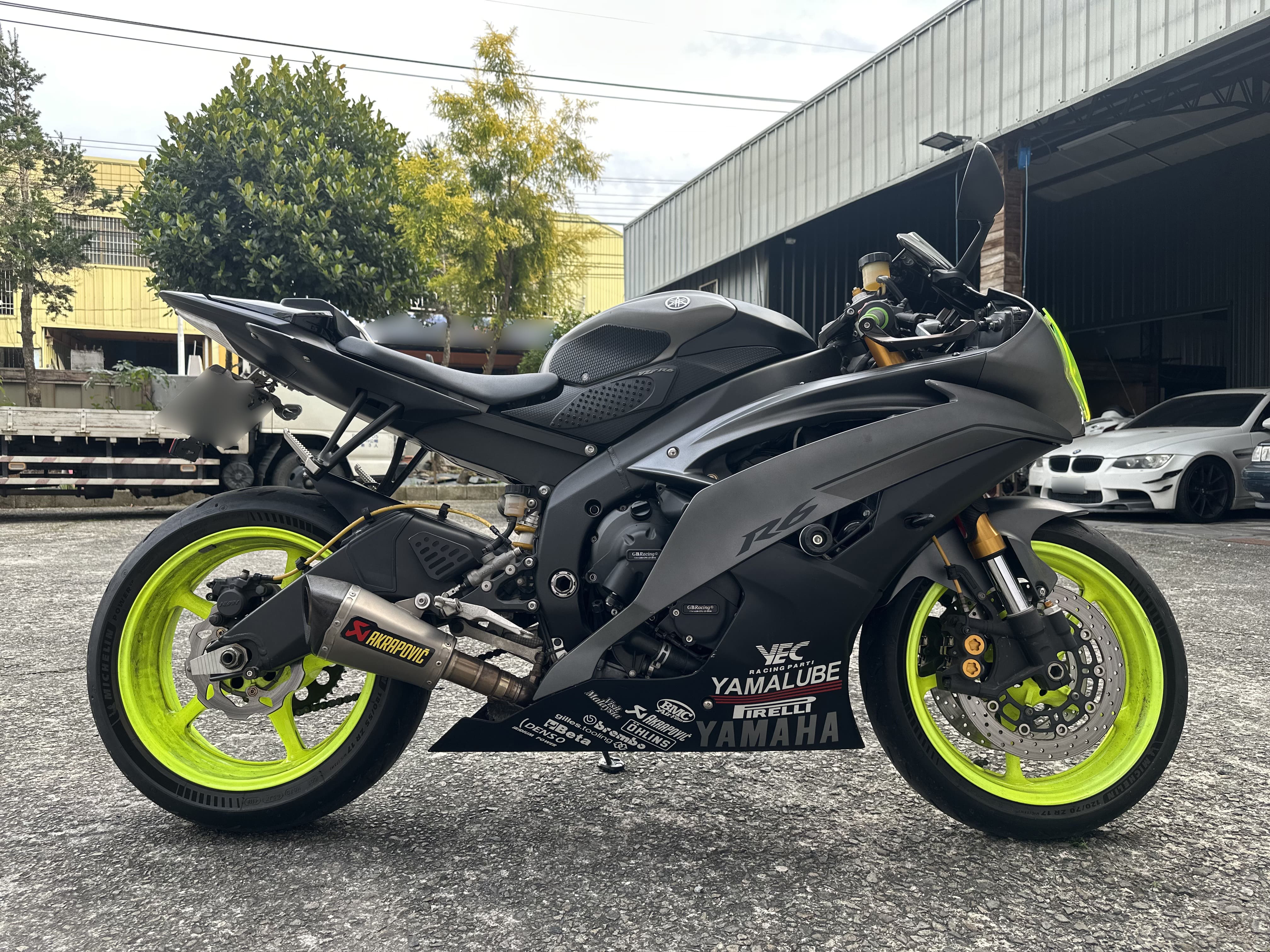 YAMAHA YZF-R6 - 中古/二手車出售中 2015年 YAMAHA YZF-R6/0元交車/分期貸款/車換車/線上賞車/到府交車 | 翊帆國際重車