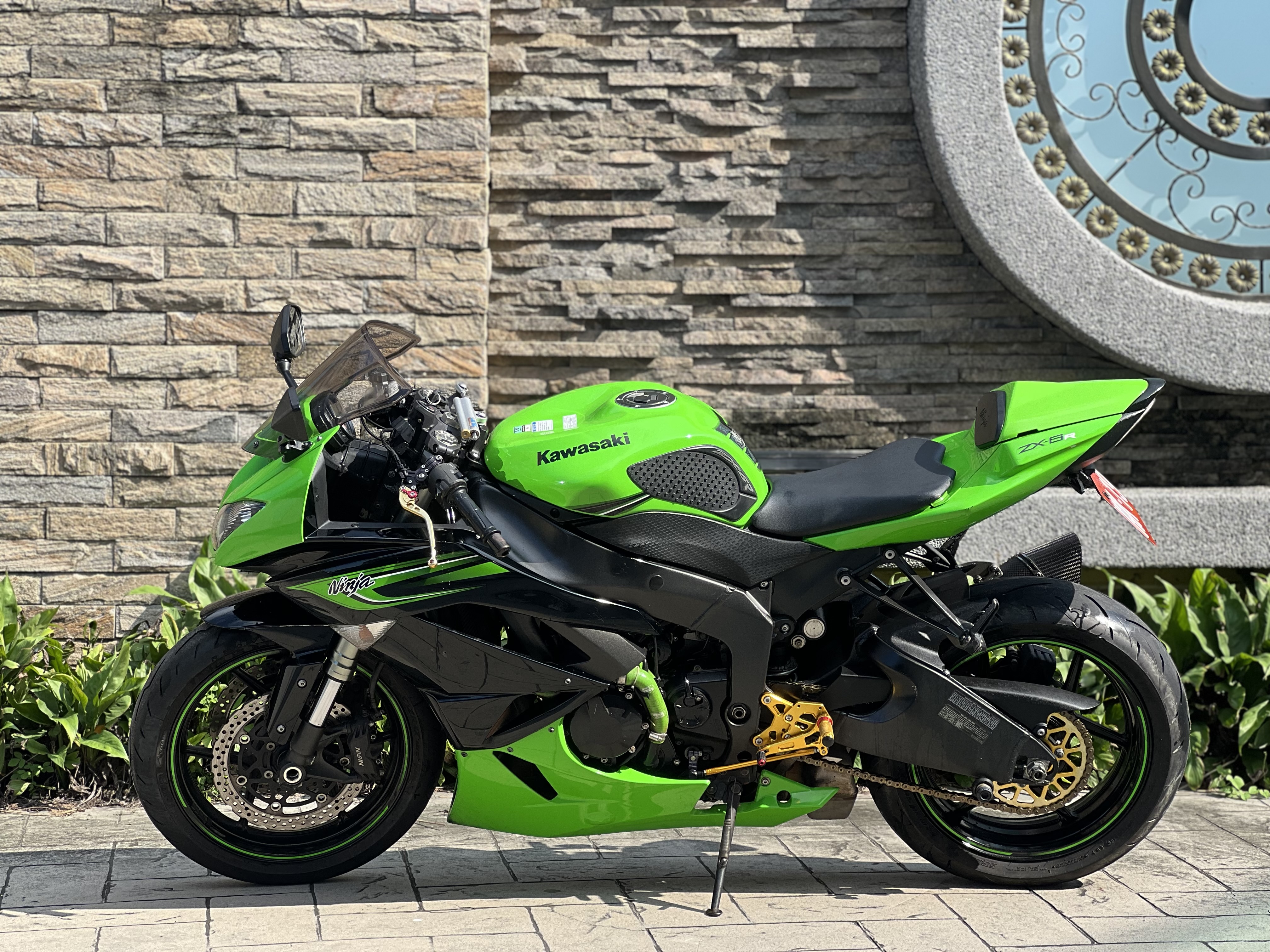 KAWASAKI NINJA ZX-6R - 中古/二手車出售中 2011 KAWASAKI ZX6R | 個人自售