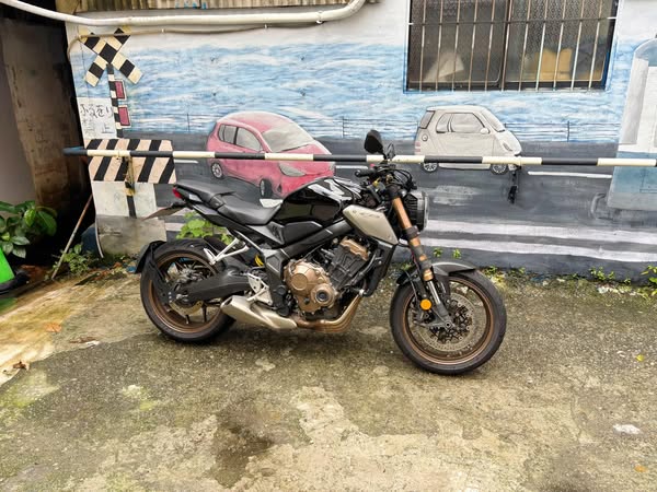 HONDA CB650R - 中古/二手車出售中 HONDA CB650R | 個人自售