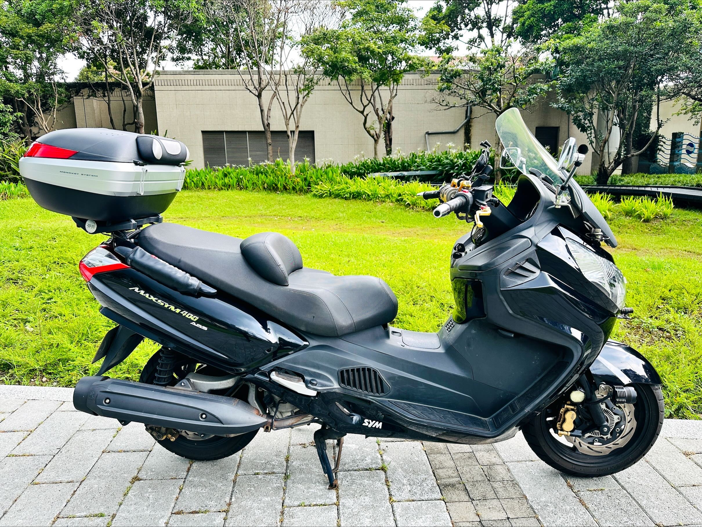 三陽 MAXSYM 400i - 中古/二手車出售中 SYM 三陽 MAXSYM400 2013 妹西400 | 輪泰車業