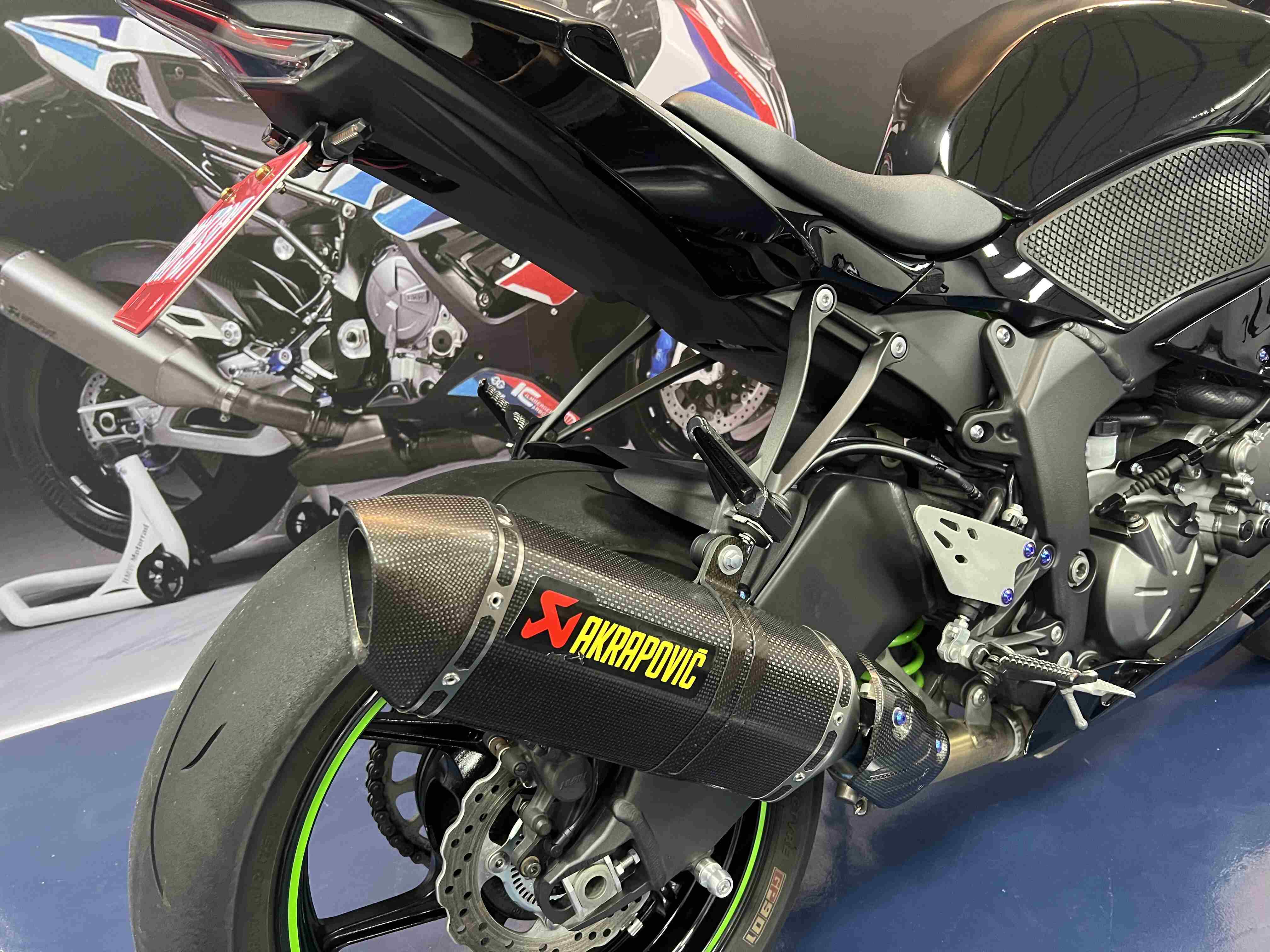 KAWASAKI NINJA ZX-6R - 中古/二手車出售中 2021 Kawasaki ZX6R 636 | 哈斯重機