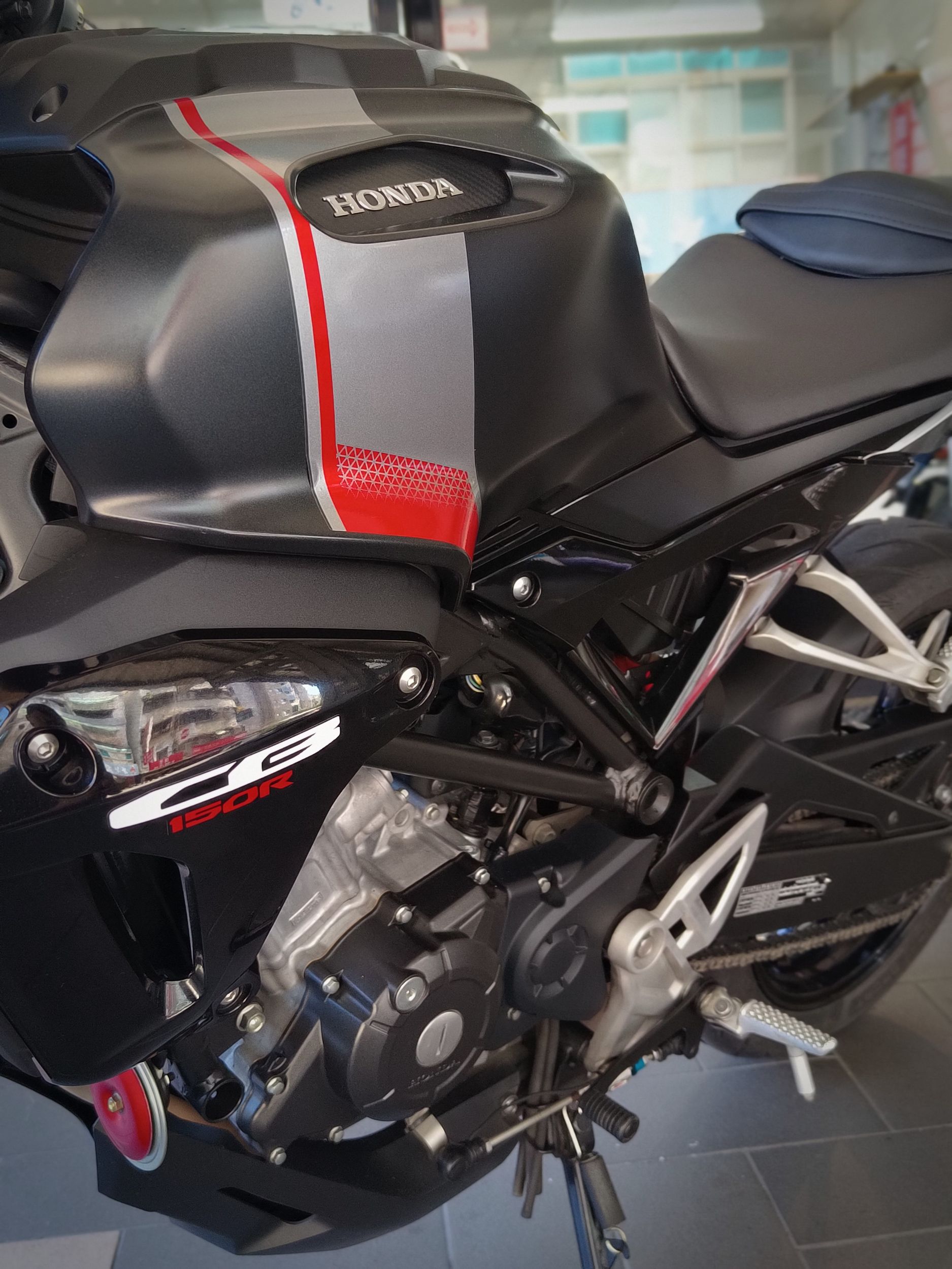 HONDA CB150R - 中古/二手車出售中 CB150R ABS 全車原漆，只跑20540 km | 成蘆進口摩托車