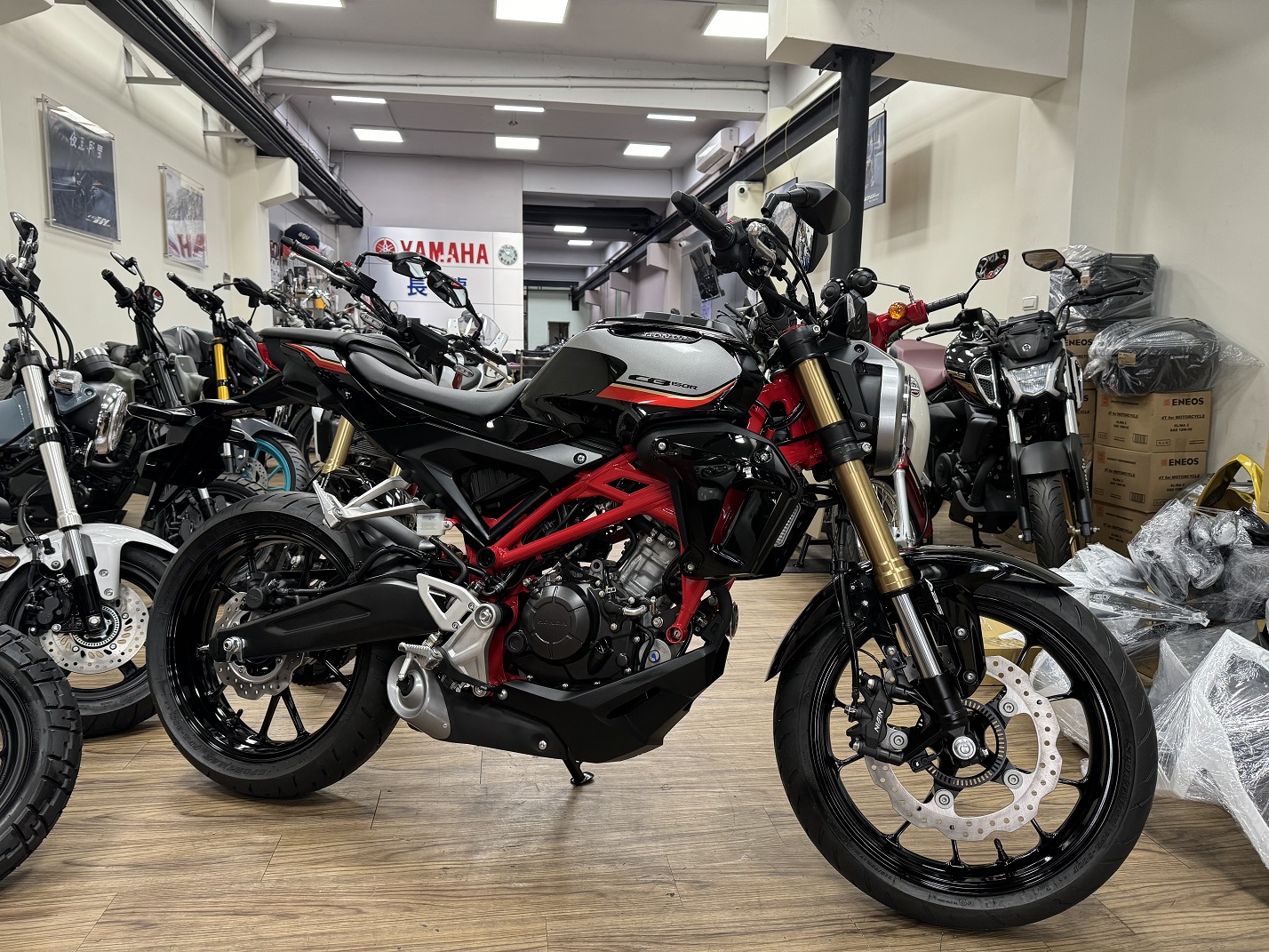 【新竹長龍車業行】HONDA CB150R - 「Webike-摩托車市」 【新竹長龍車業】HONDA 本田 2024 CB150R