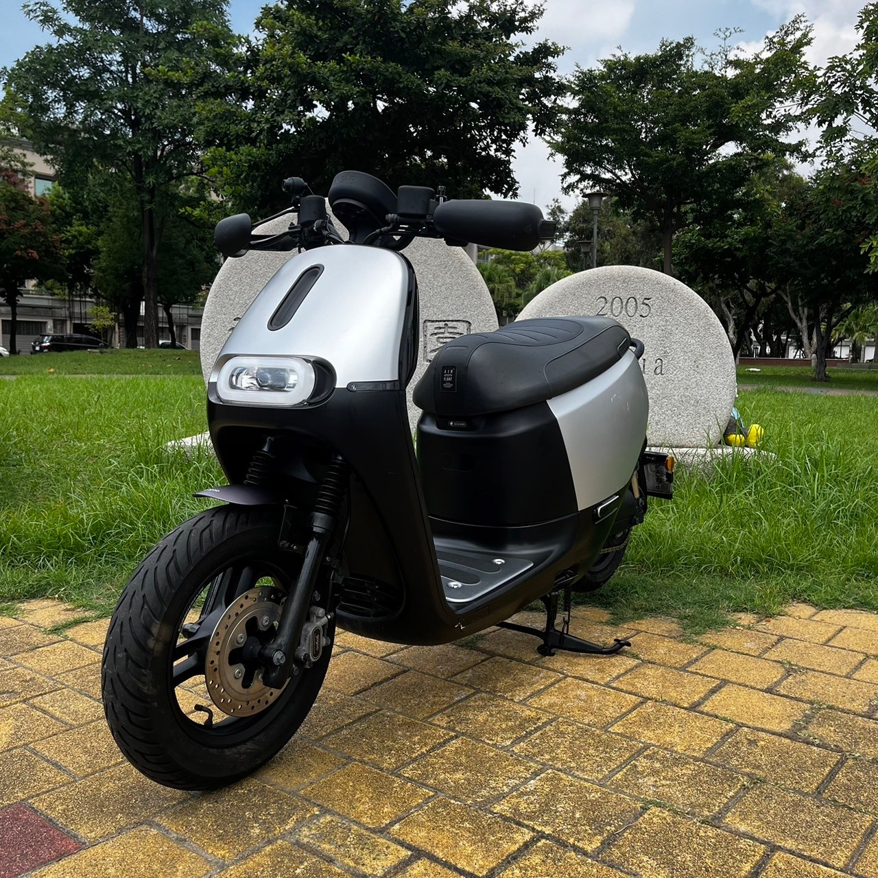 【貳輪嶼中古機車專賣-台南店】Gogoro Gogoro 2 Rumbler - 「Webike-摩托車市」