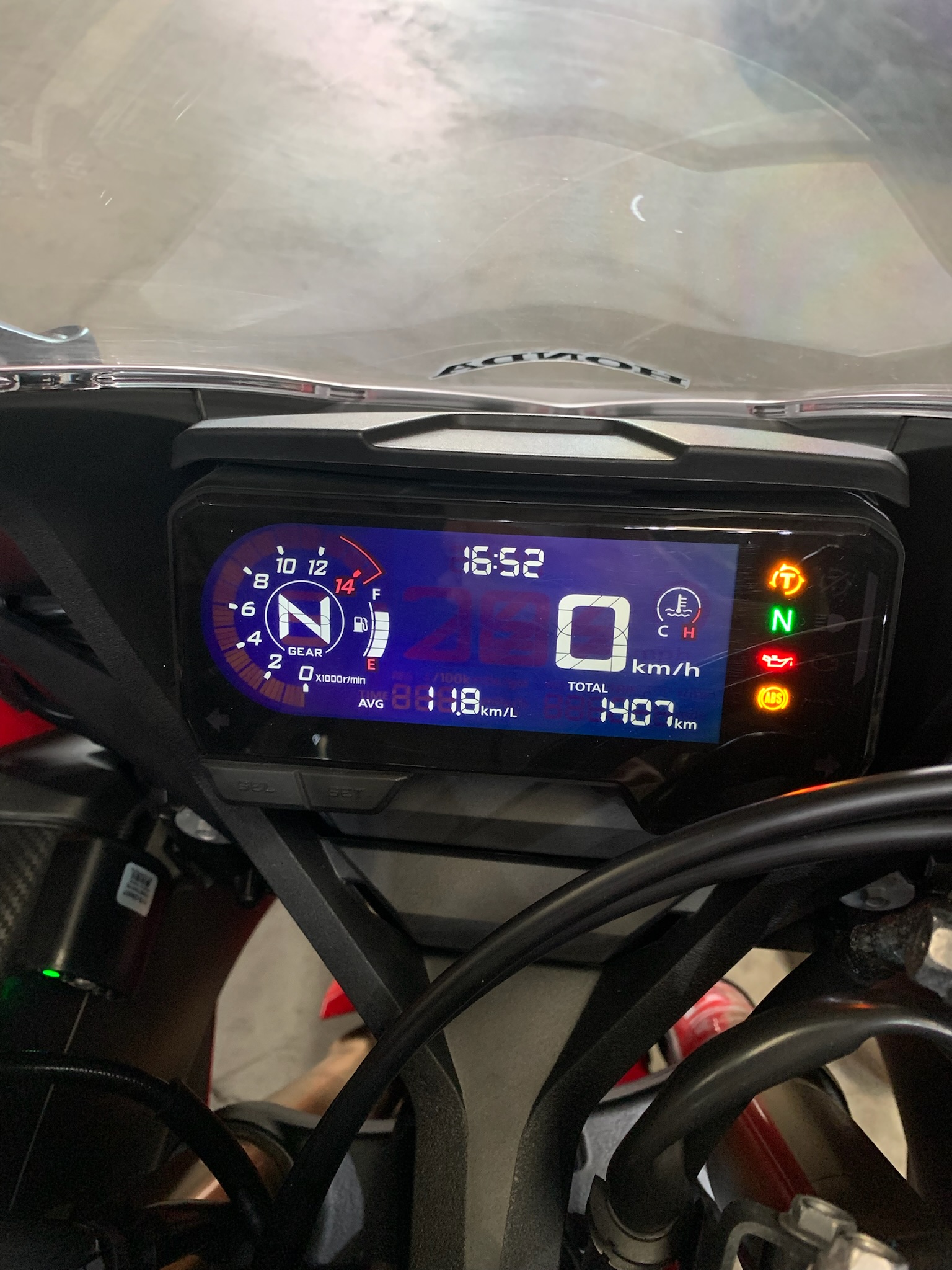 HONDA CBR650R - 中古/二手車出售中 售 2021 HONDA  CBR650R(台本車) 超低里程！ 僅一千多公里！ | 繪馬輕重型機車