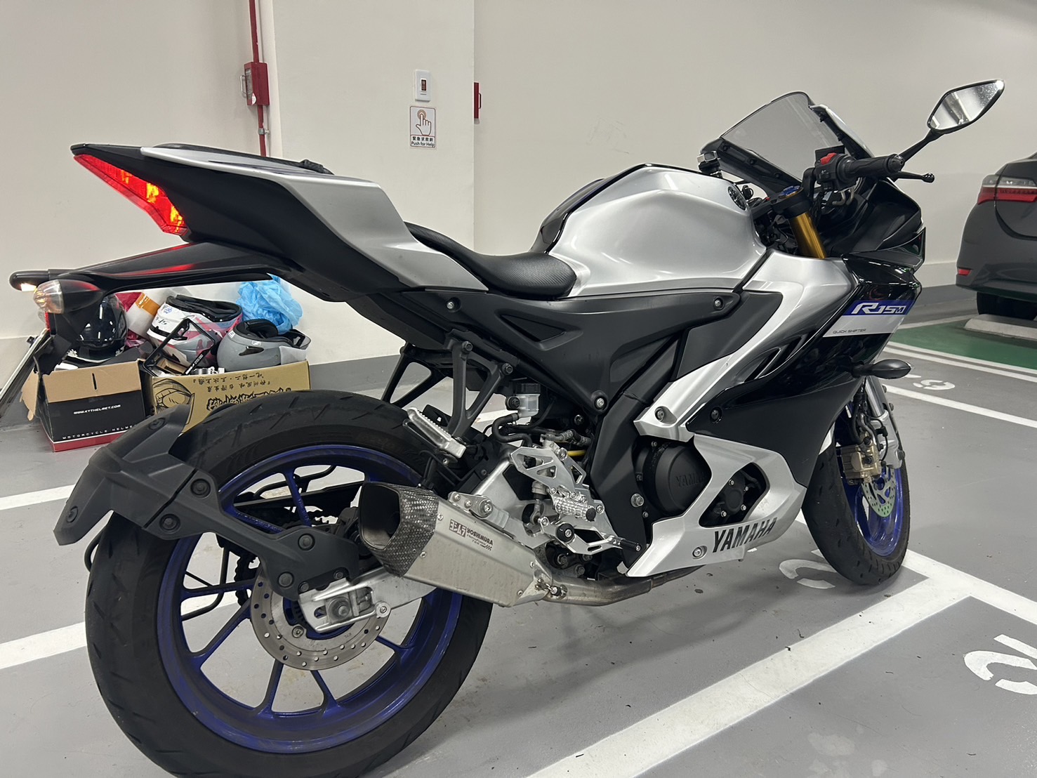 YAMAHA YZF-R15 - 中古/二手車出售中 YAMAHA YZF-R15v4 2022  中古車 日常損耗 無事故 有改 車主很愛惜勤保養 | 個人自售