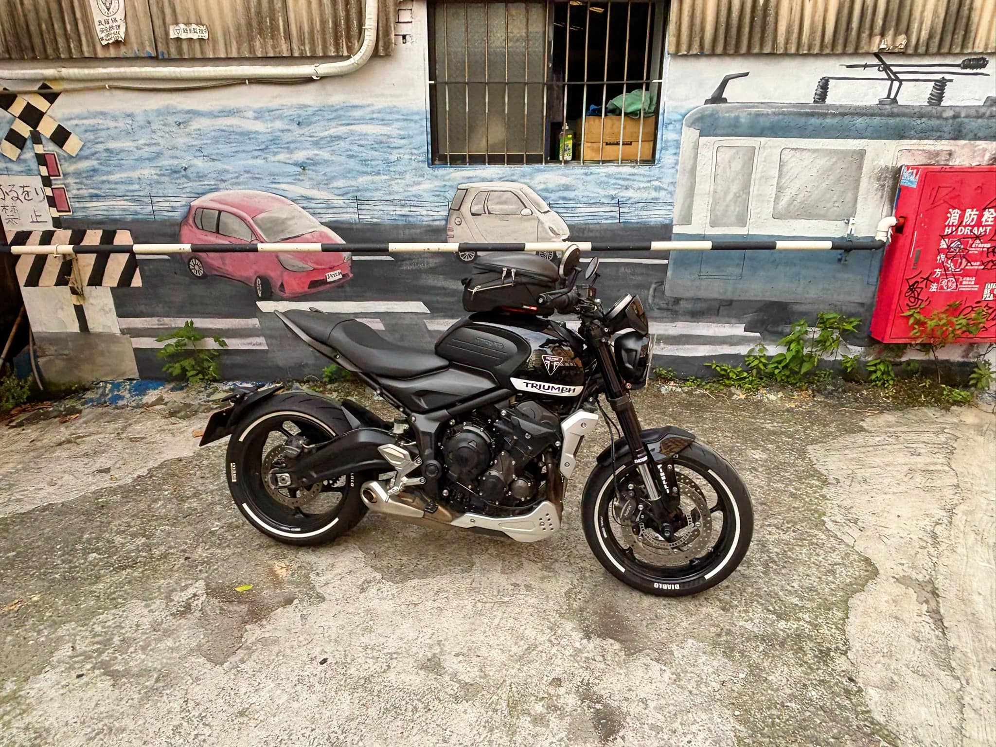 TRIUMPH  TRIDENT660 - 中古/二手車出售中 TRIUMPH TRIDENT660 | 個人自售