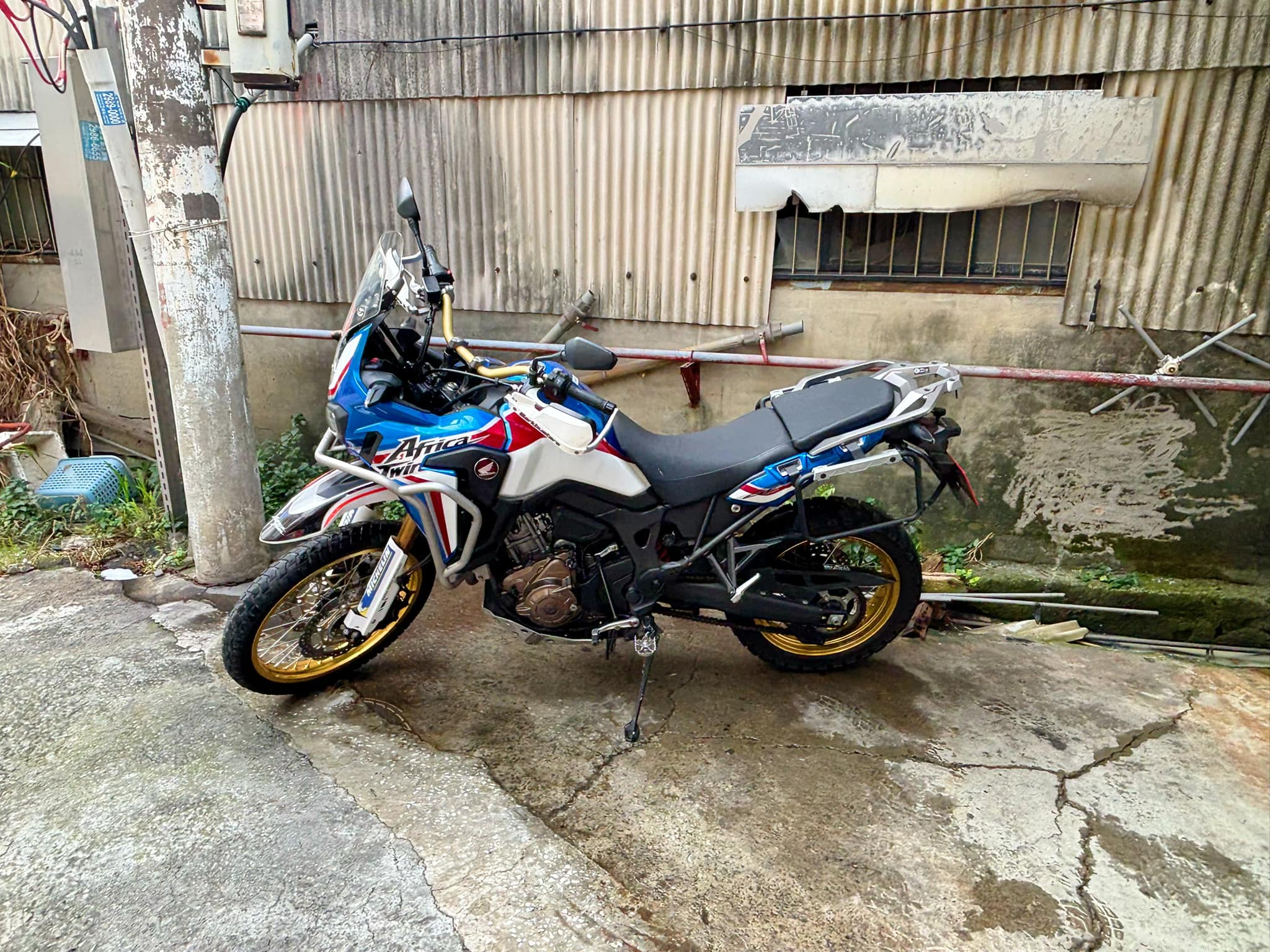 HONDA CRF1000L Africa Twin - 中古/二手車出售中 HONDA CRF1000L Africa Twin  | 個人自售