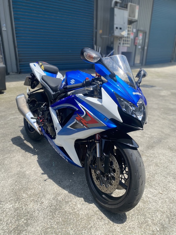 SUZUKI GSX-R600 - 中古/二手車出售中 10年GSX-R600 天使眼 末代600cc 滿18勞保滿3個月即可擁有 | Motoshen大聖二輪廣場