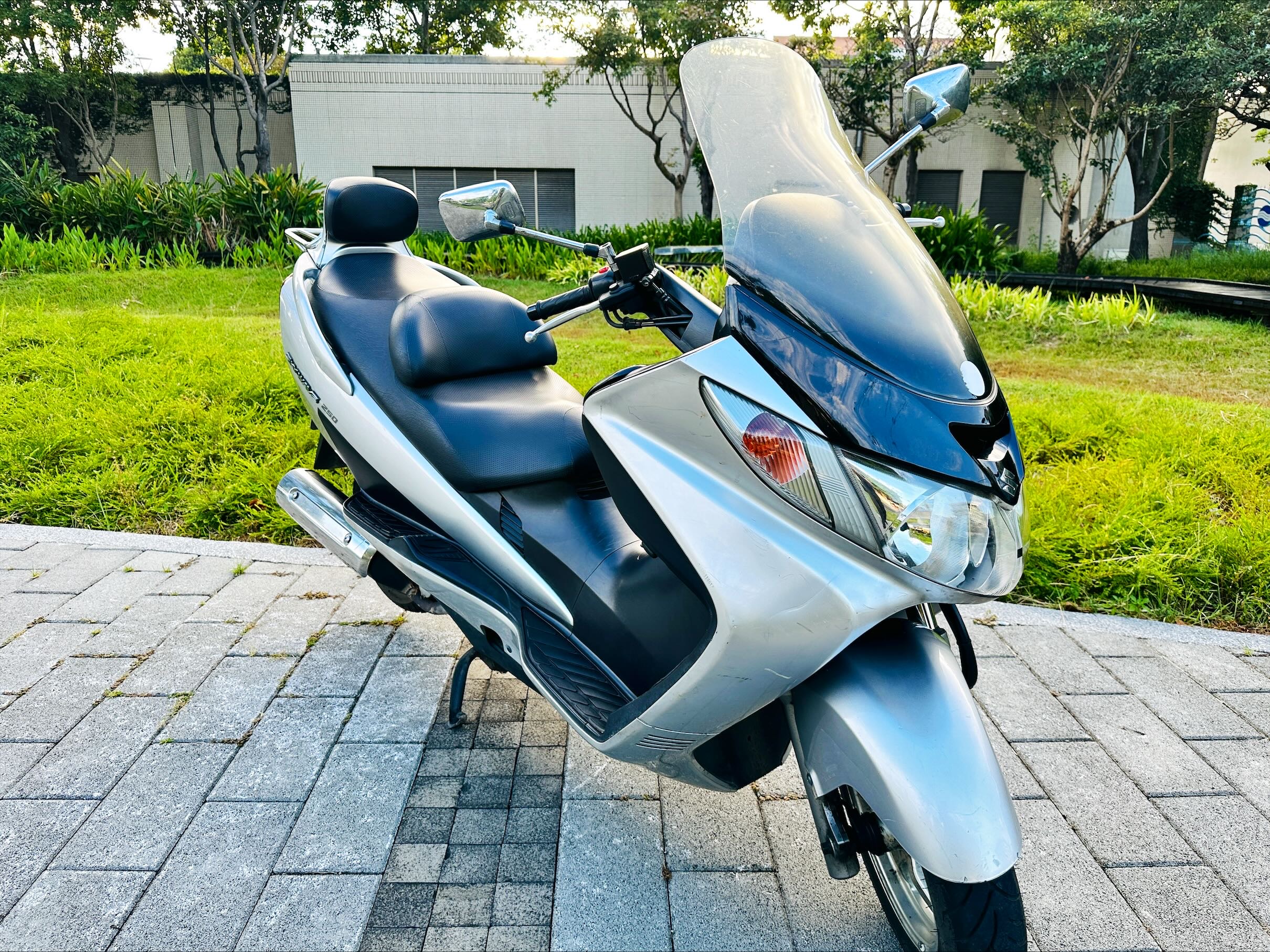 SUZUKI SKYWAVE250 - 中古/二手車出售中 SUZUKI SKYWAVE 250 2004 AN250 小漢堡250 | 輪泰車業