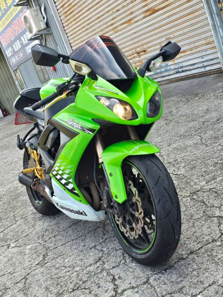 KAWASAKI NINJA ZX-10R - 中古/二手車出售中 [出售] 2010年 KAWASAKI ZX10R 原廠殼 | 老爹重機