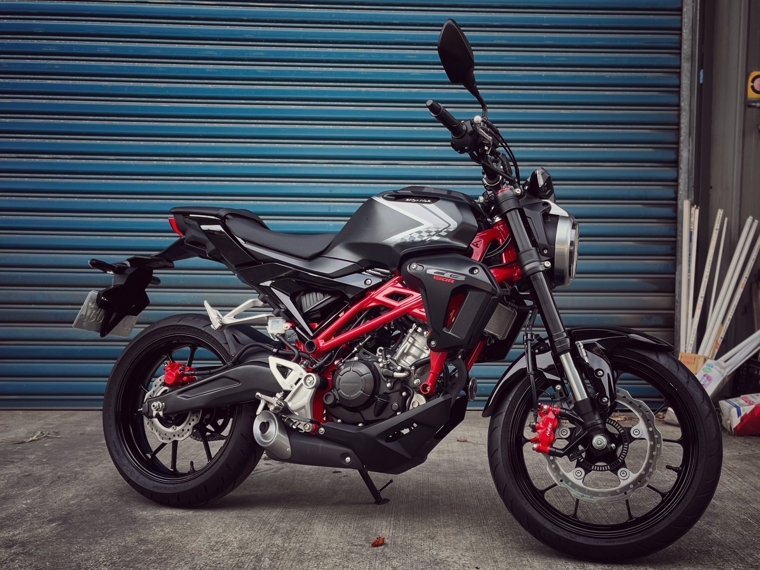 HONDA CB150R - 中古/二手車出售中 2023年式 紅骨ABS版 一手無倒無摔 小資族二手重機買賣 | 小資族二手重機買賣