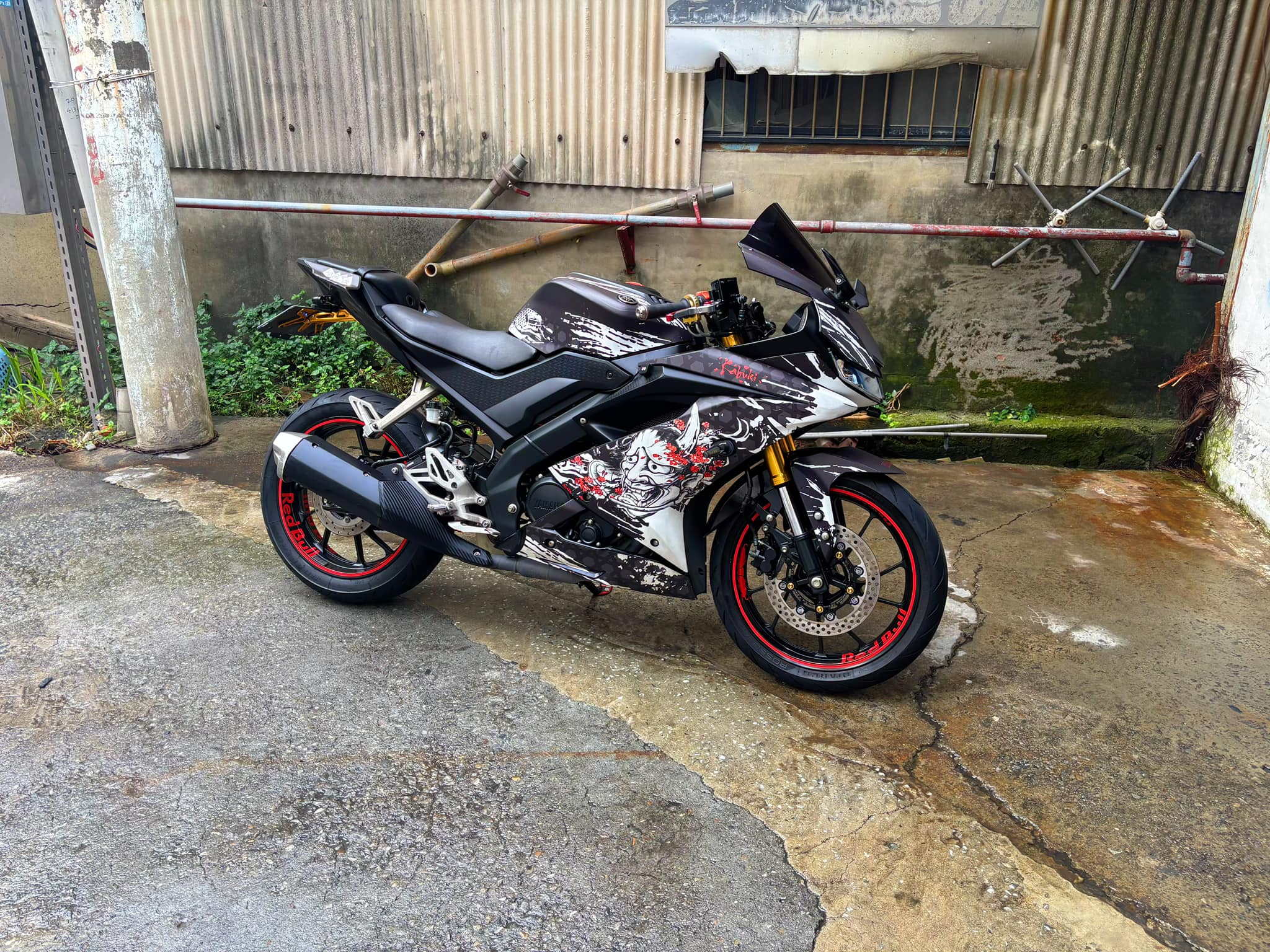 YAMAHA YZF-R15 - 中古/二手車出售中 YAMAHA R15V3 金倒叉 | 個人自售