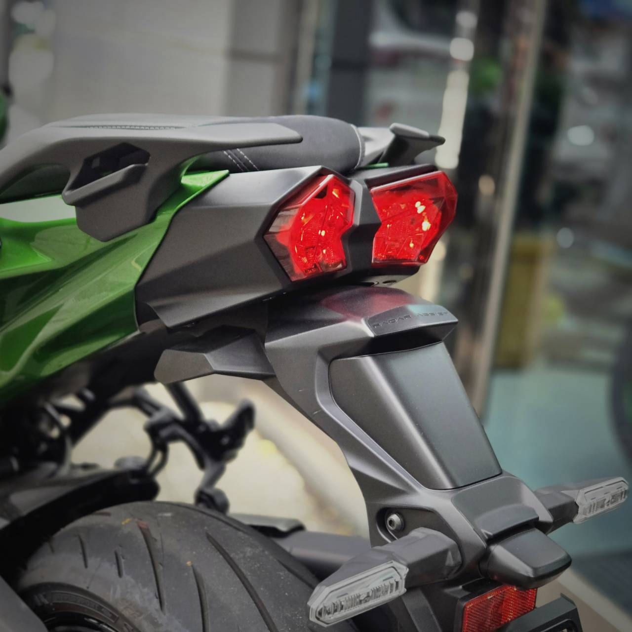 KAWASAKI Ninja H2 SX - 中古/二手車出售中 Kawasaki H2SX-SE ACC自動跟車系統 綠黑 最猛最兇公升旅跑 機械增壓唯一獨家 歡迎來店賞車 【可貸款可換車】 | 個人自售