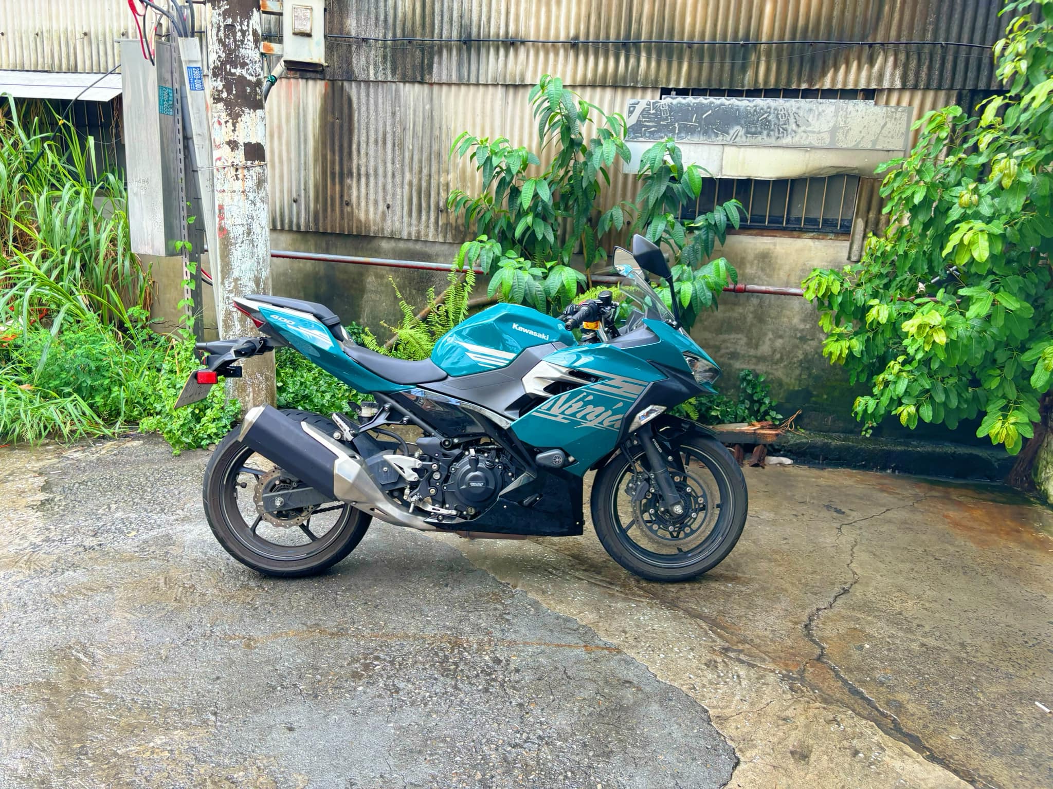 KAWASAKI NINJA400 - 中古/二手車出售中 KAWASAKI 忍者400 | 個人自售