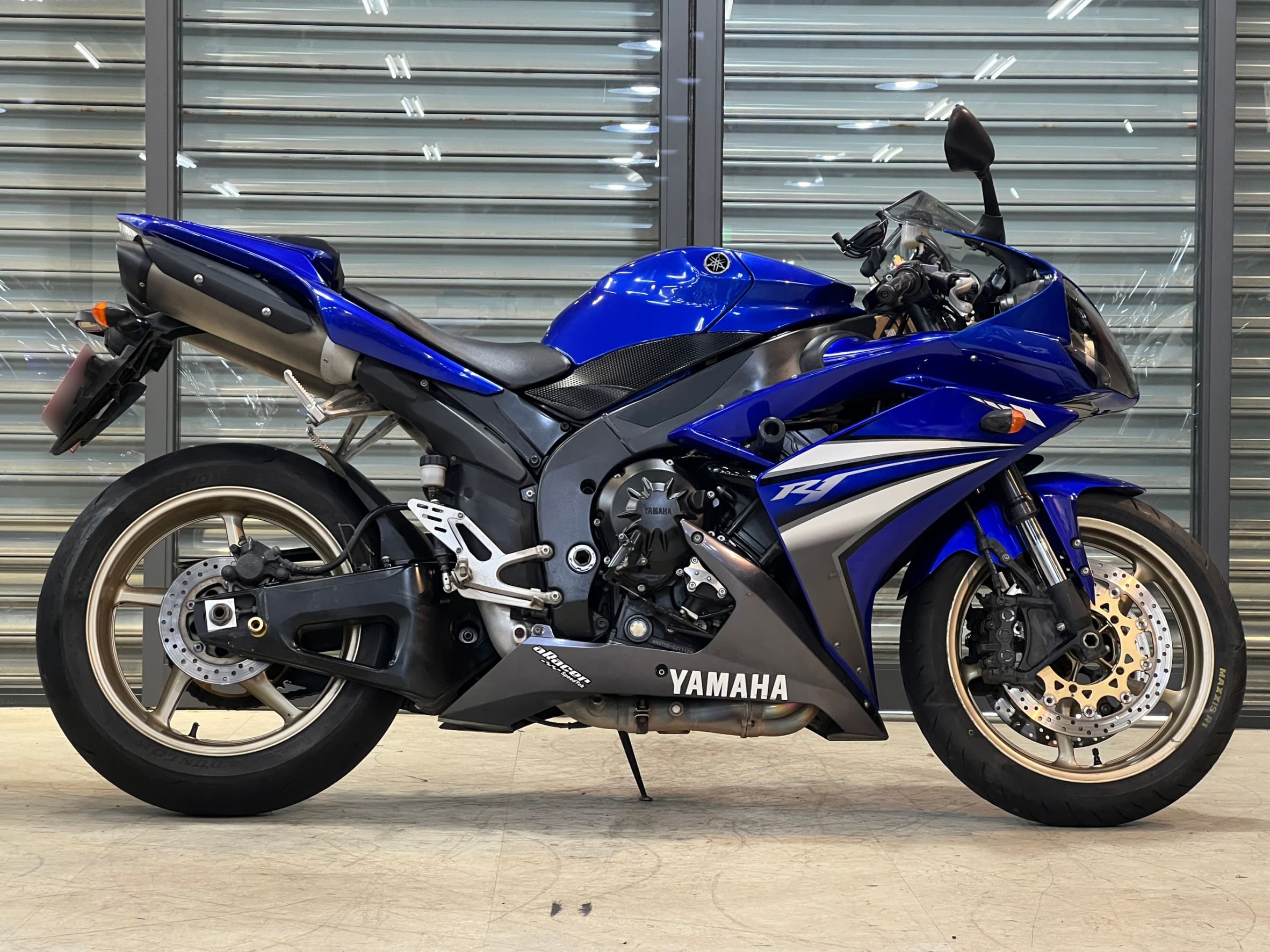 YAMAHA YZF-R1 - 中古/二手車出售中 2007年 YAMAHA YZF-R1/0元交車/分期貸款/車換車/線上賞車/到府交車 | 翊帆國際重車