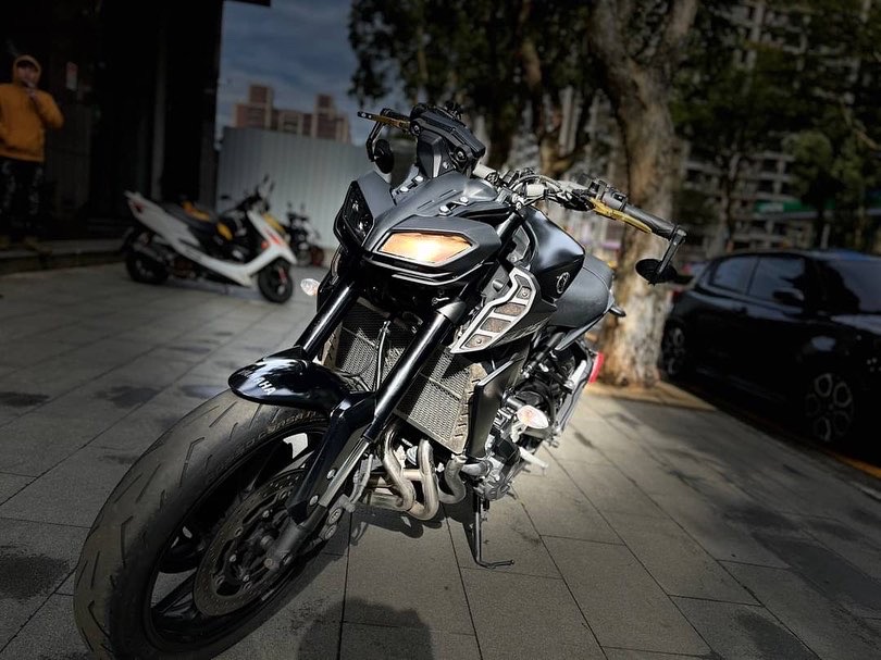 【小資族二手重機買賣】YAMAHA MT-09 - 「Webike-摩托車市」 黑色系 堅持抗漲